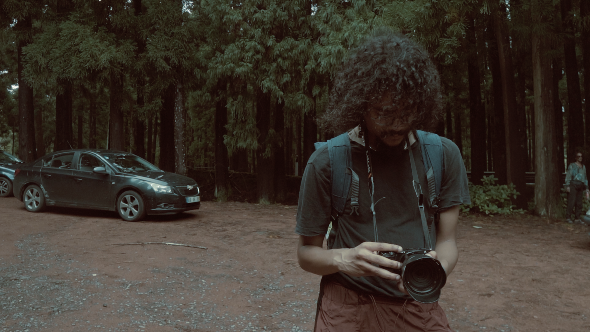 KANIZADI 01.00_15_46_14.Still056.png