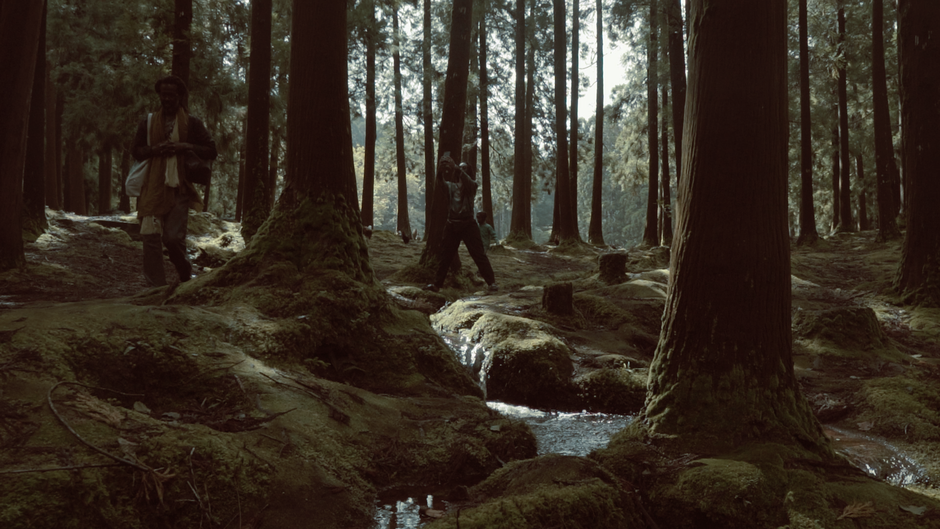 KANIZADI 01.00_16_07_18.Still028.png