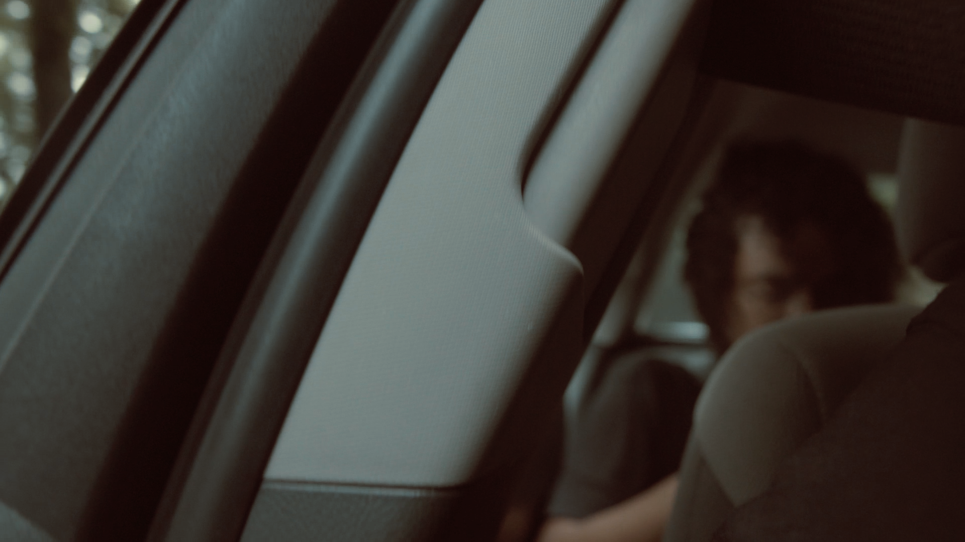 KANIZADI 01.00_16_27_23.Still039.png