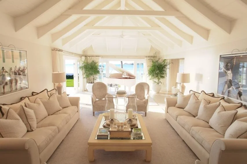 Living Room .jpg