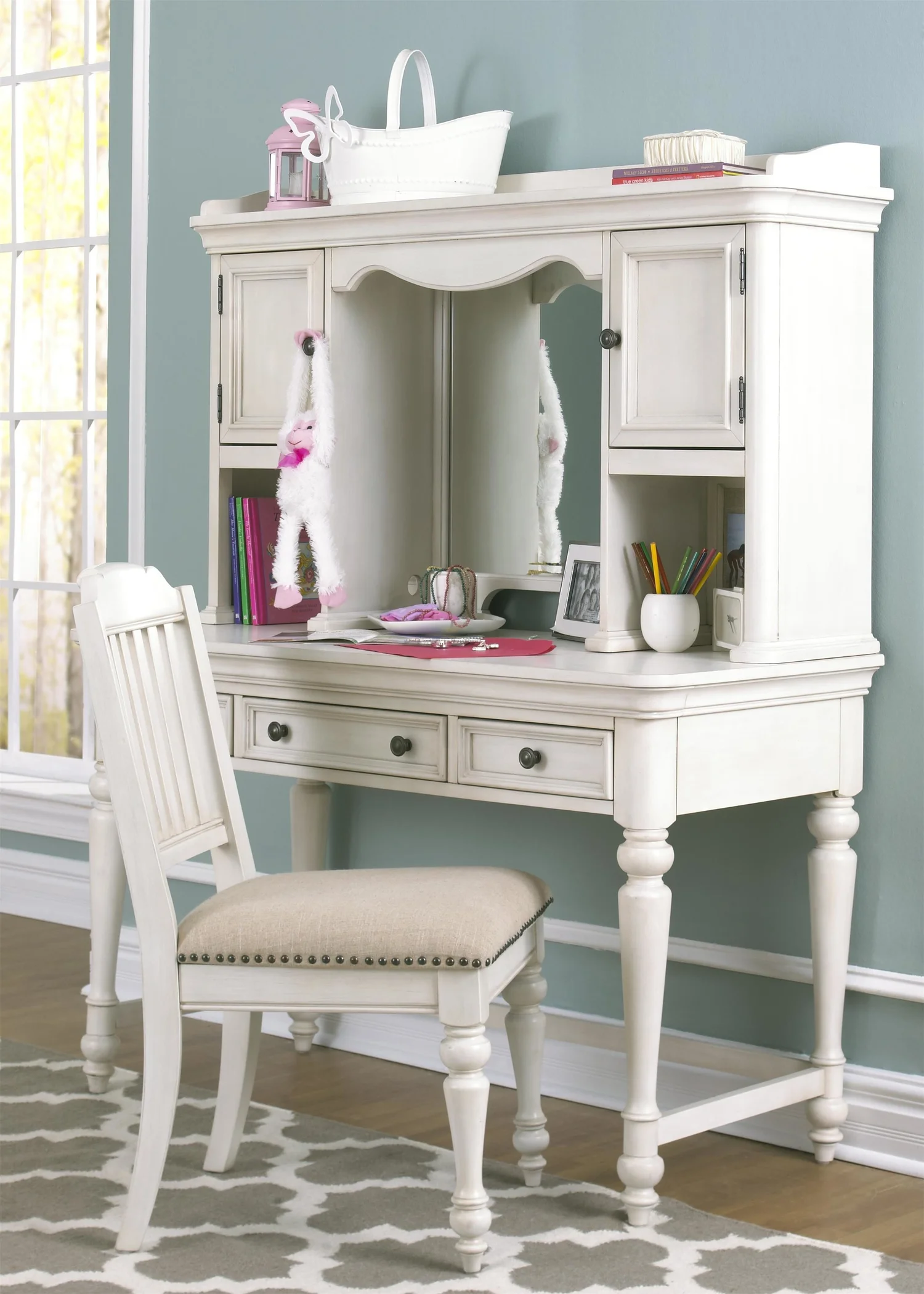 Keeping Kids Organized with Desks and Storage They'll Love — Belfort ...