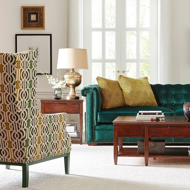 #HappyStPatricksDay 🍀💚 Dress your home in Green!⁠
⁠
⁠
📷Kincaid Upholstery- Buildings 1 &amp; 3 ⁠
⁠
⁠
#StPatricksDay #BelfortFurniture #KincaidUpholstery #BelfortDesign #BelfortFurnitureInteriorDesign