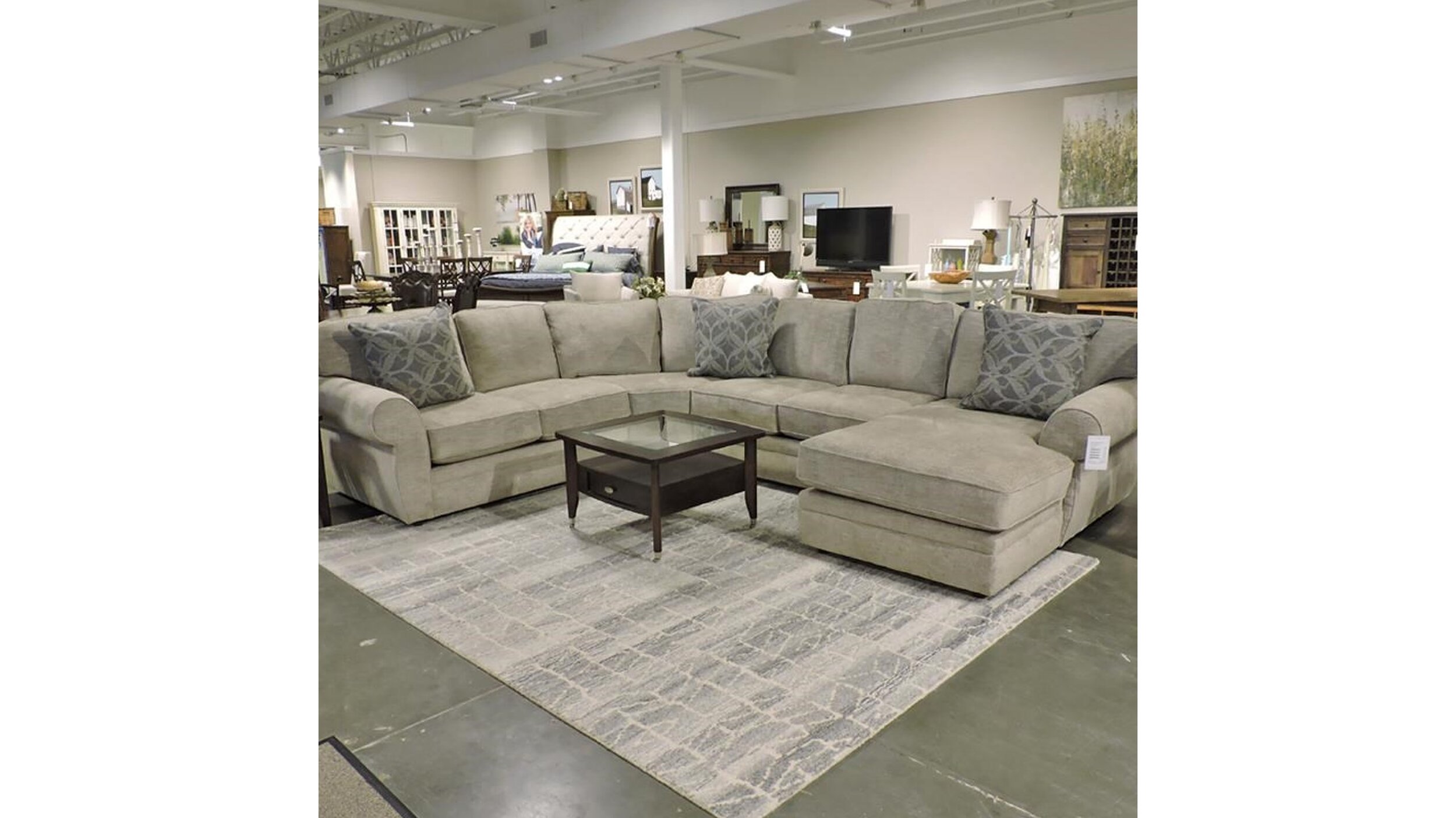 Dolly Sectional 