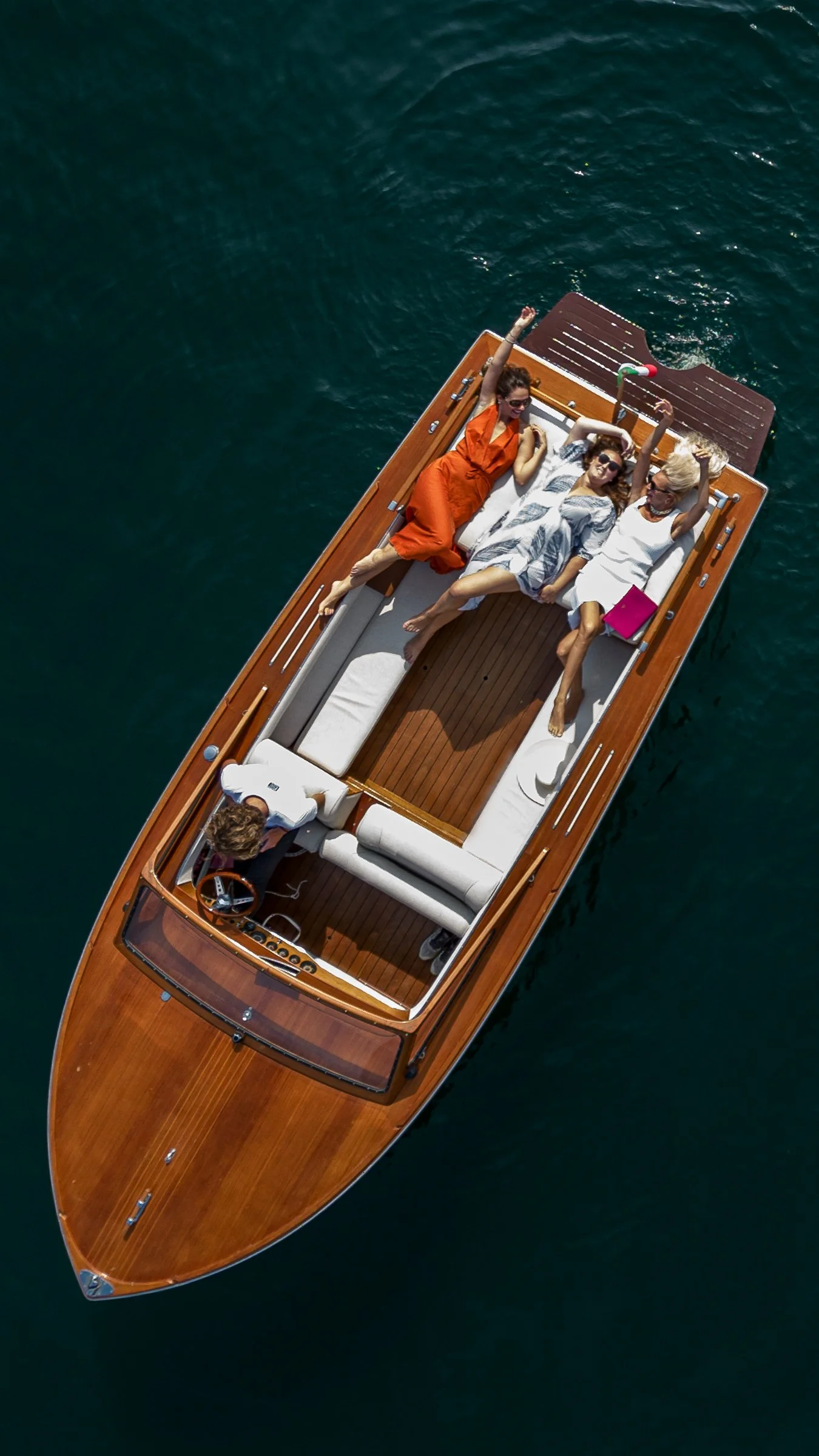 Lake Como Boat-1.jpg
