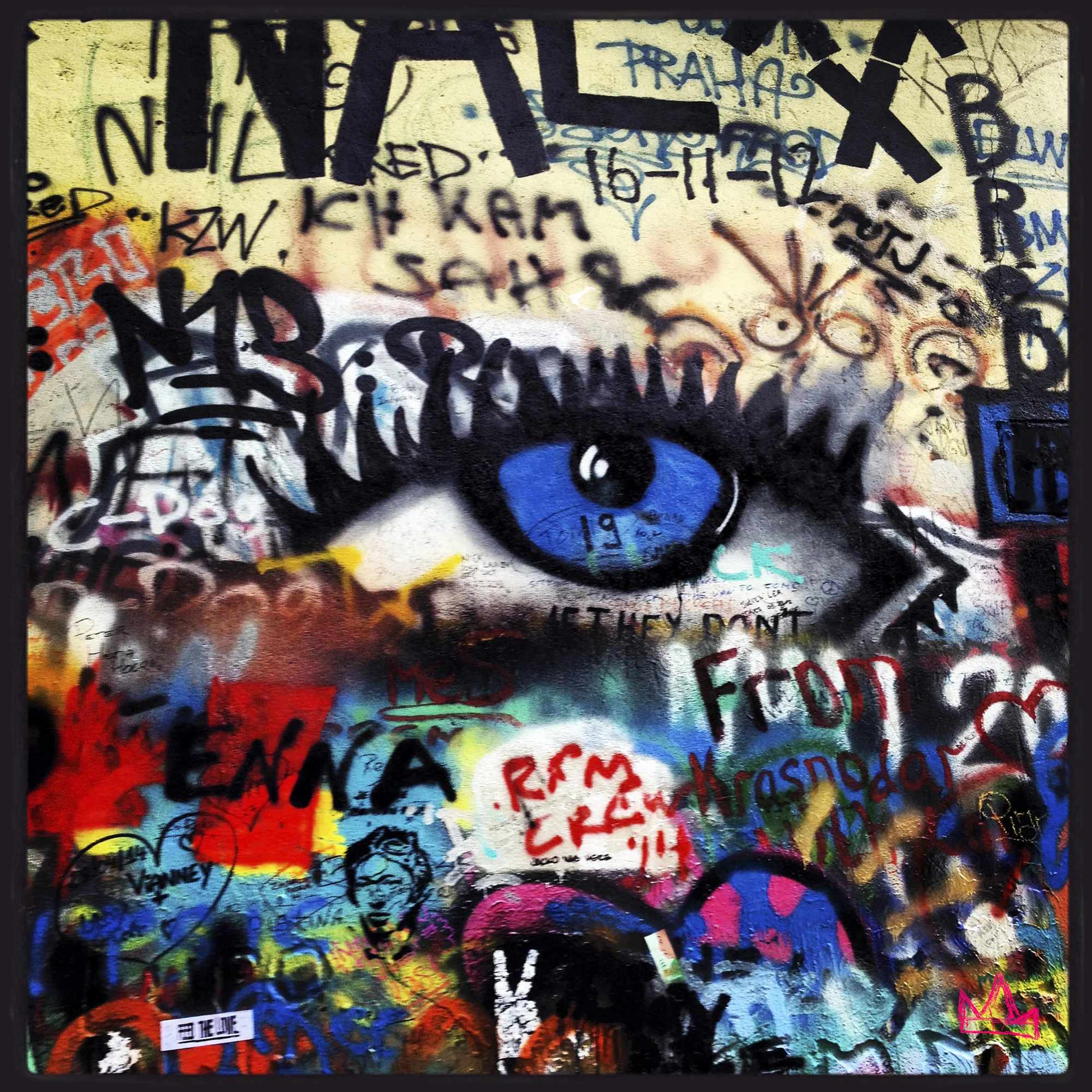 GRAFFITI EYE BLUE