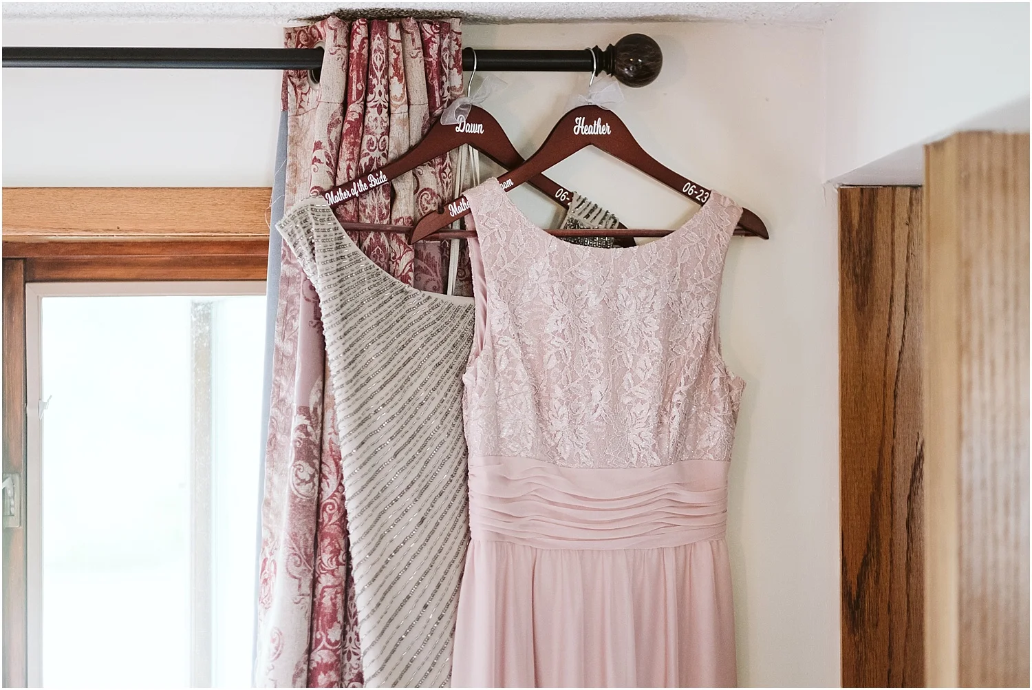 j-b-joyful-happy-smile-dancing-backyard-diy-boho-chic-wedding_0008.jpg