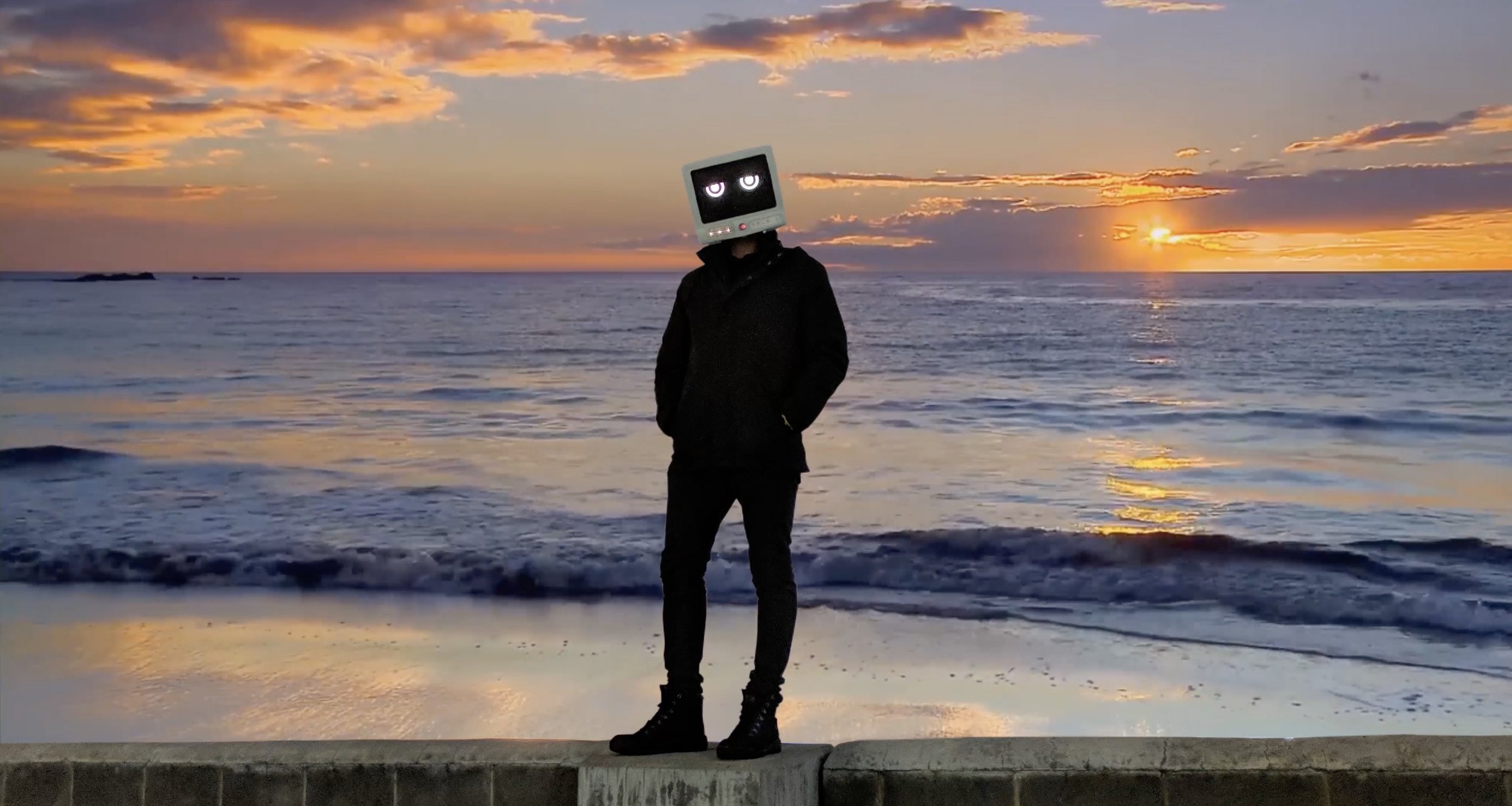 Ocean wall robot sillhouette.jpg