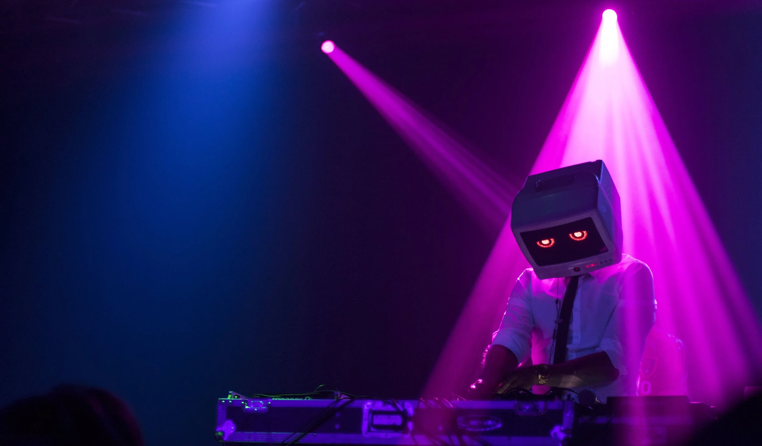 LA Comic Con Cosplay After Party w/ TV Head DJ+Sax Robot Dream