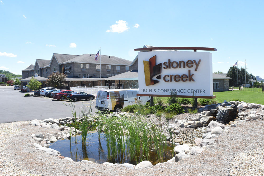 Stoney Creek Hotel and Conference Center.JPG