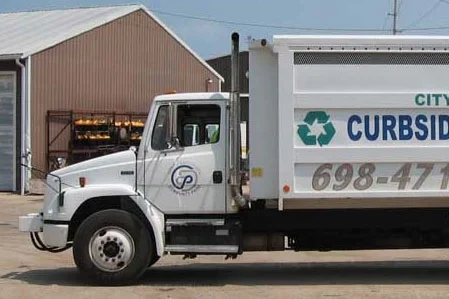 R.-truck2.jpg