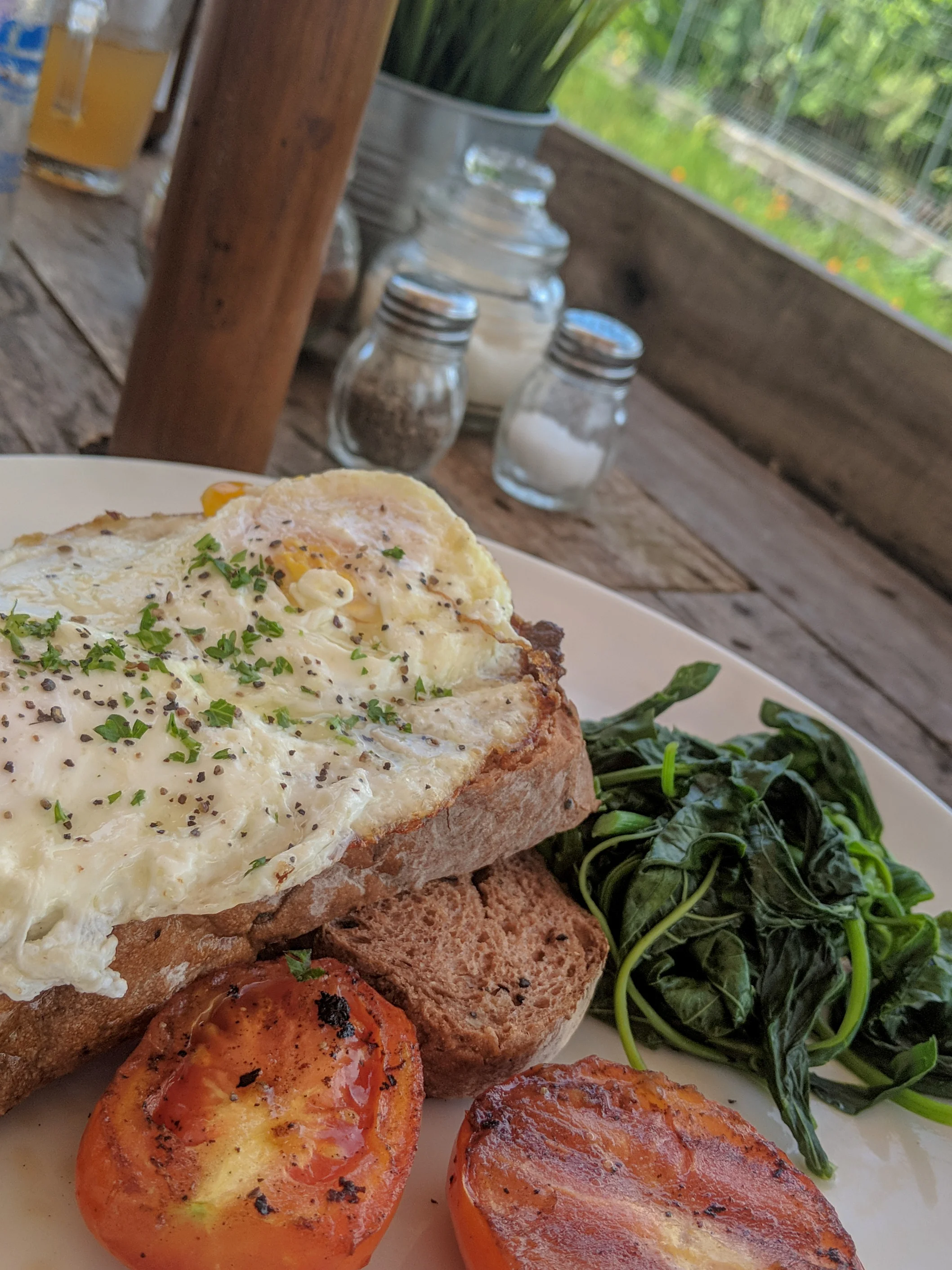 Brekkie at Crate Cafe