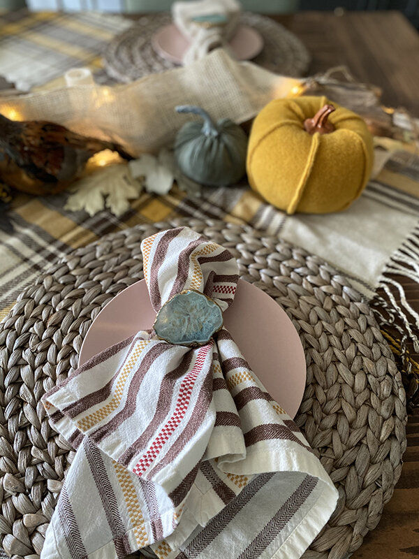 Rock Candie Designs Affordable Fall Tablescape Cloth Napkins.jpg