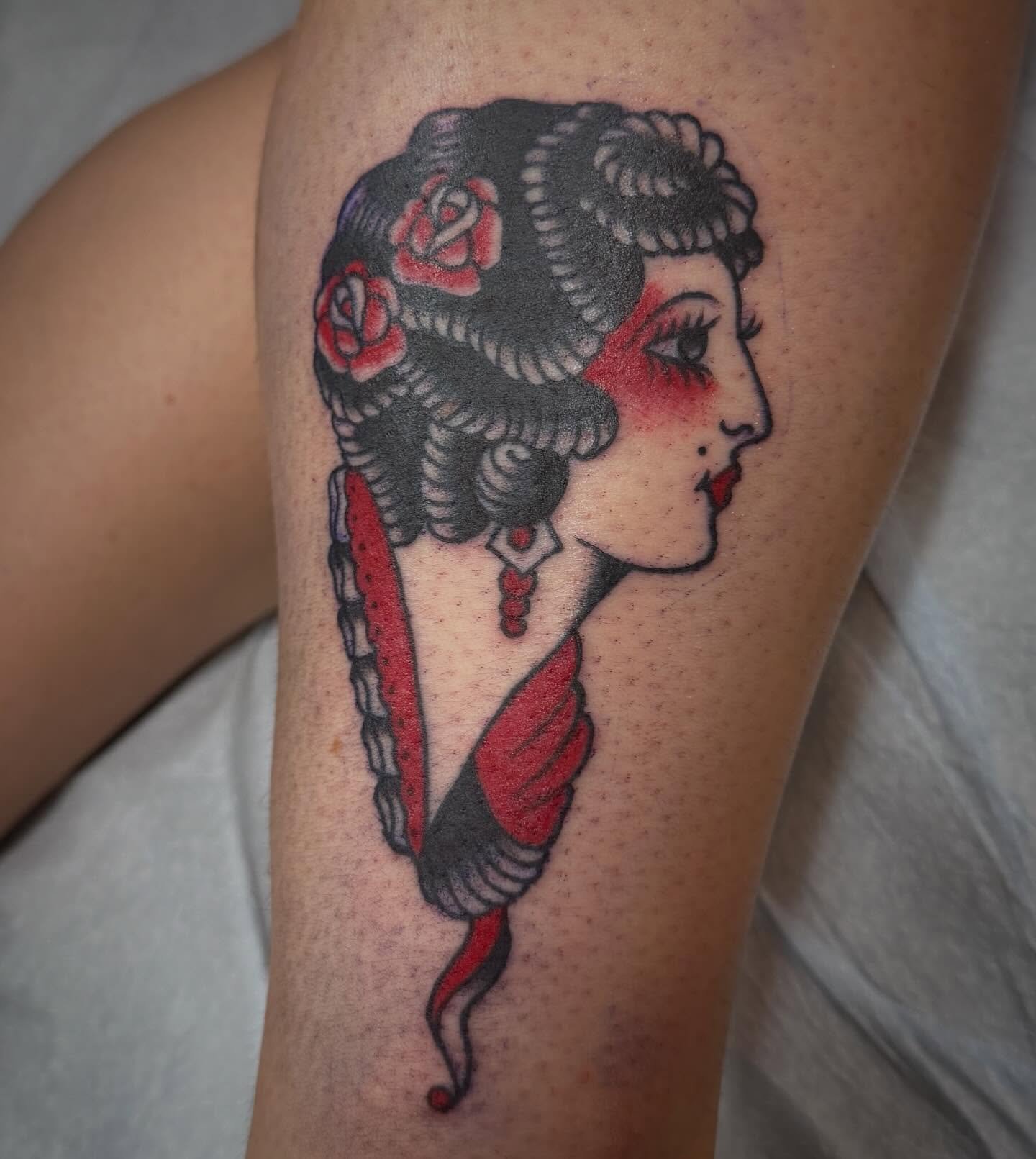 It was so awesome seeing people come through for us like they did today. We all appreciate everyone who came out and got tattooed at @blackrosetattooky 🔥 

#traditionaltattoo #blackrosetattoolex #downtownlexington