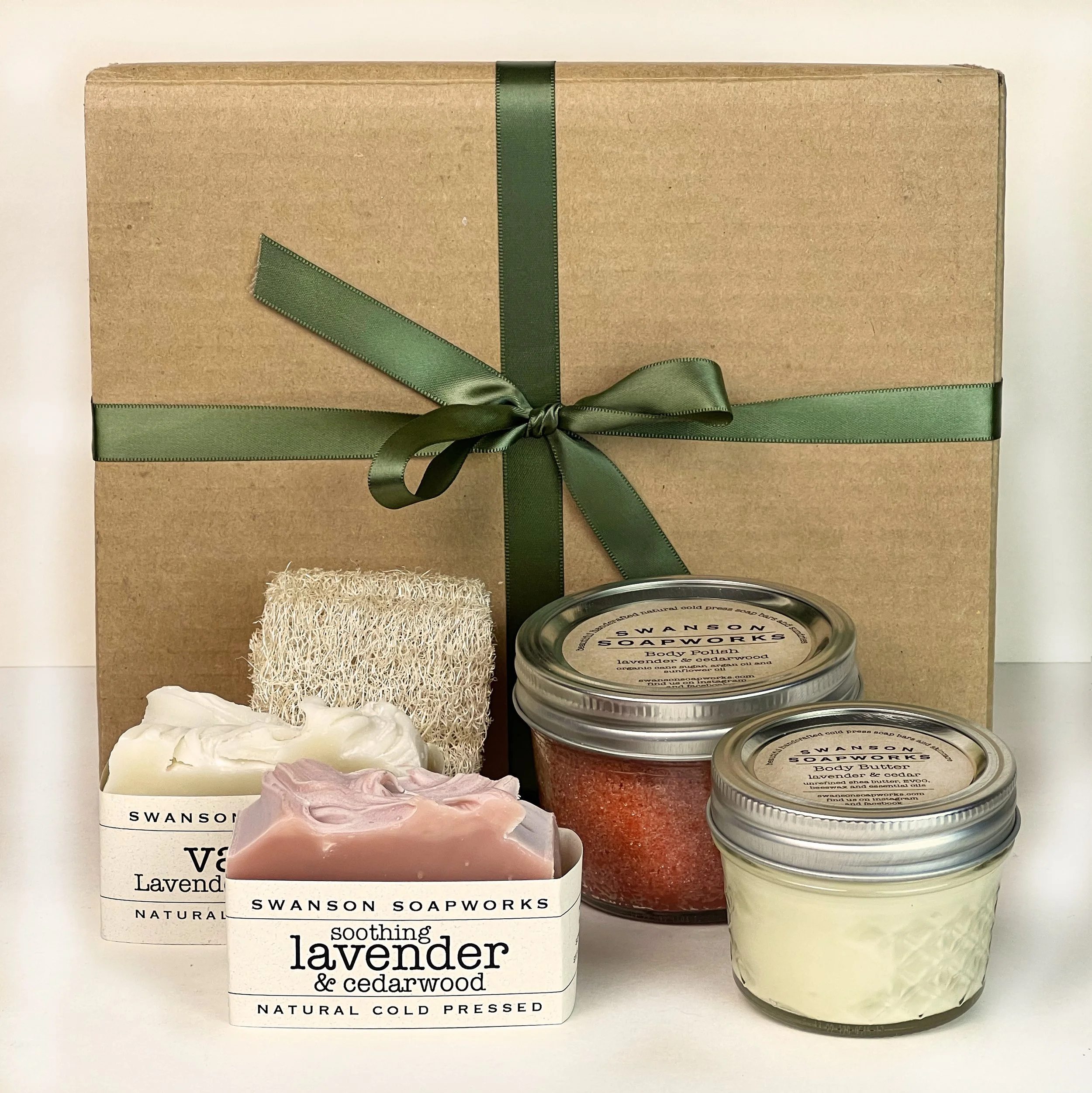 Lavender_GiftSet_OutOfBox.jpg