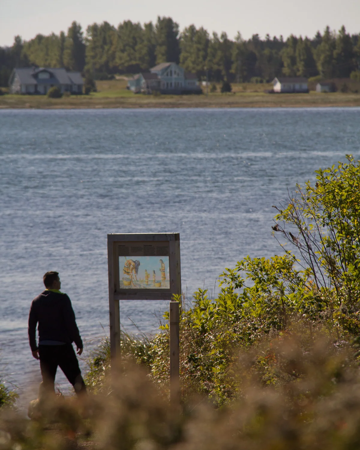 VIEWFINDERS Taking advanatge of the Islands spectacular views, interactive viewfinders are an engaging way to help the visitor imaging what the landscape may have looked like at one time.