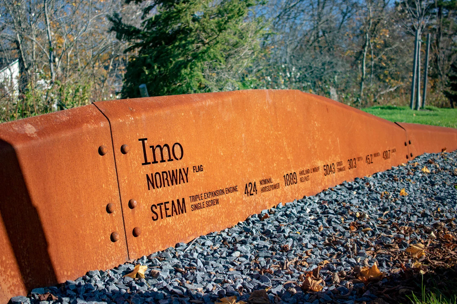 SHIP WALL Wall featuring the details of the Imo