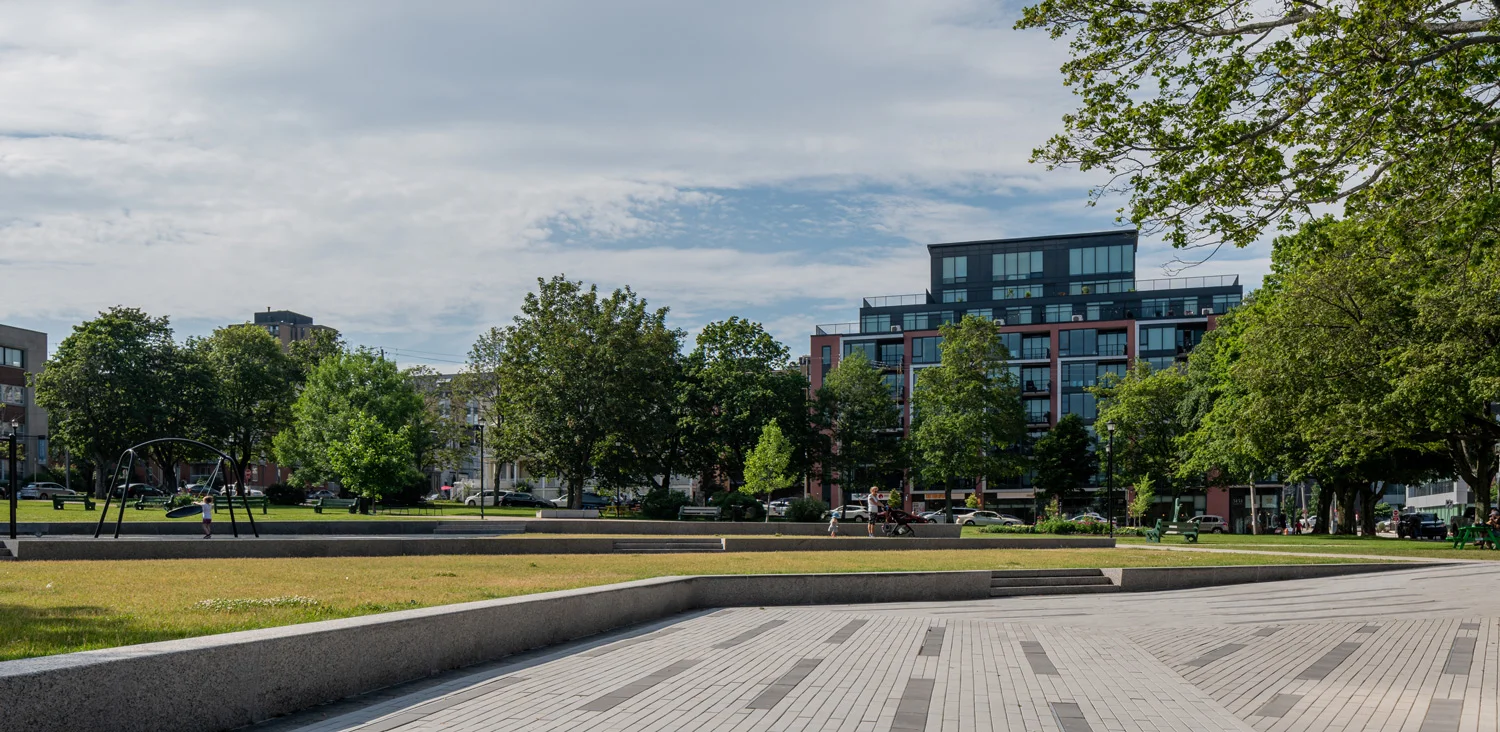 The park’s transformation included a series of terraces which allowed for flat lawns and amphitheater style seating.