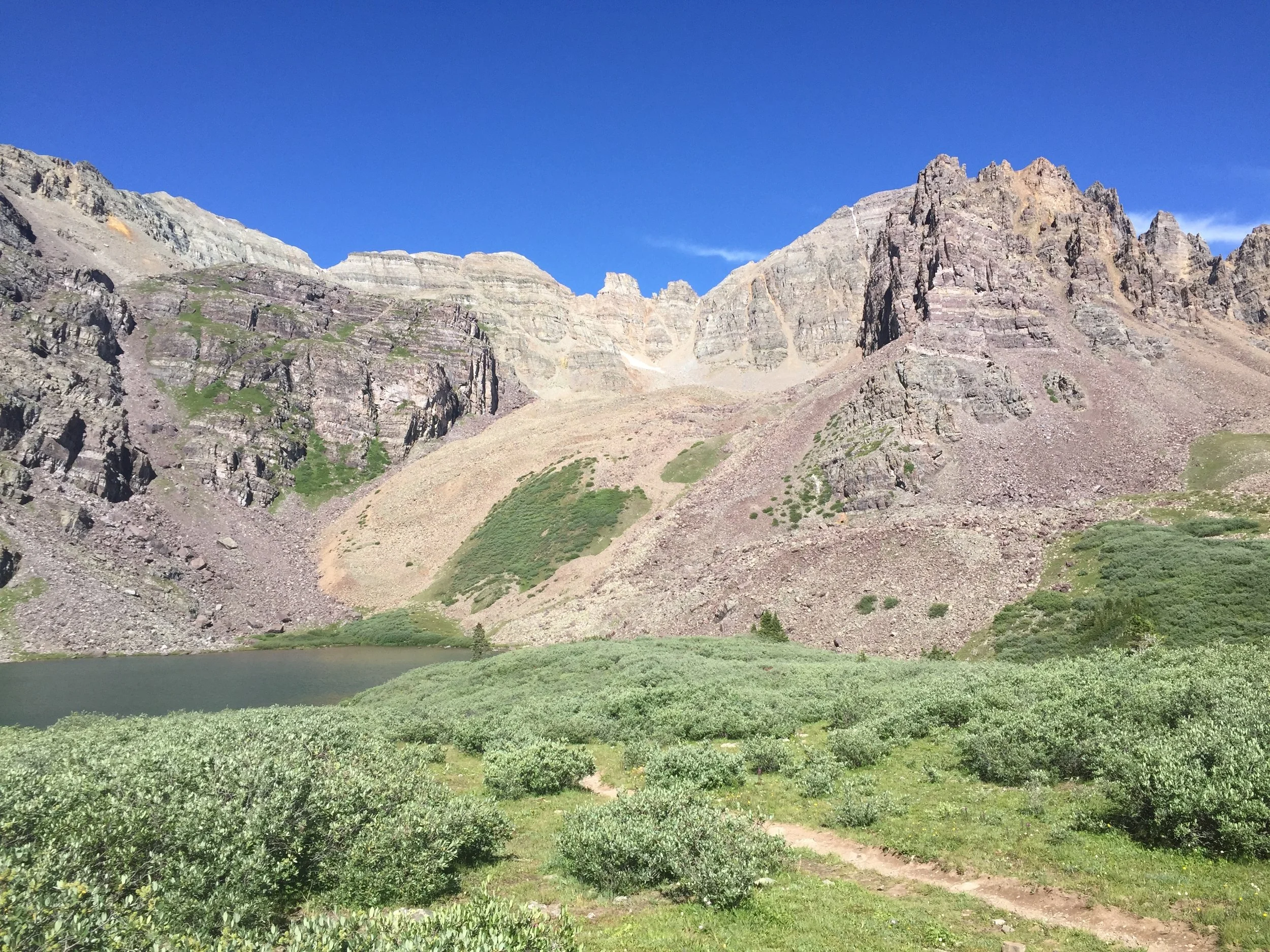I cannot get enough of glacial lakes.