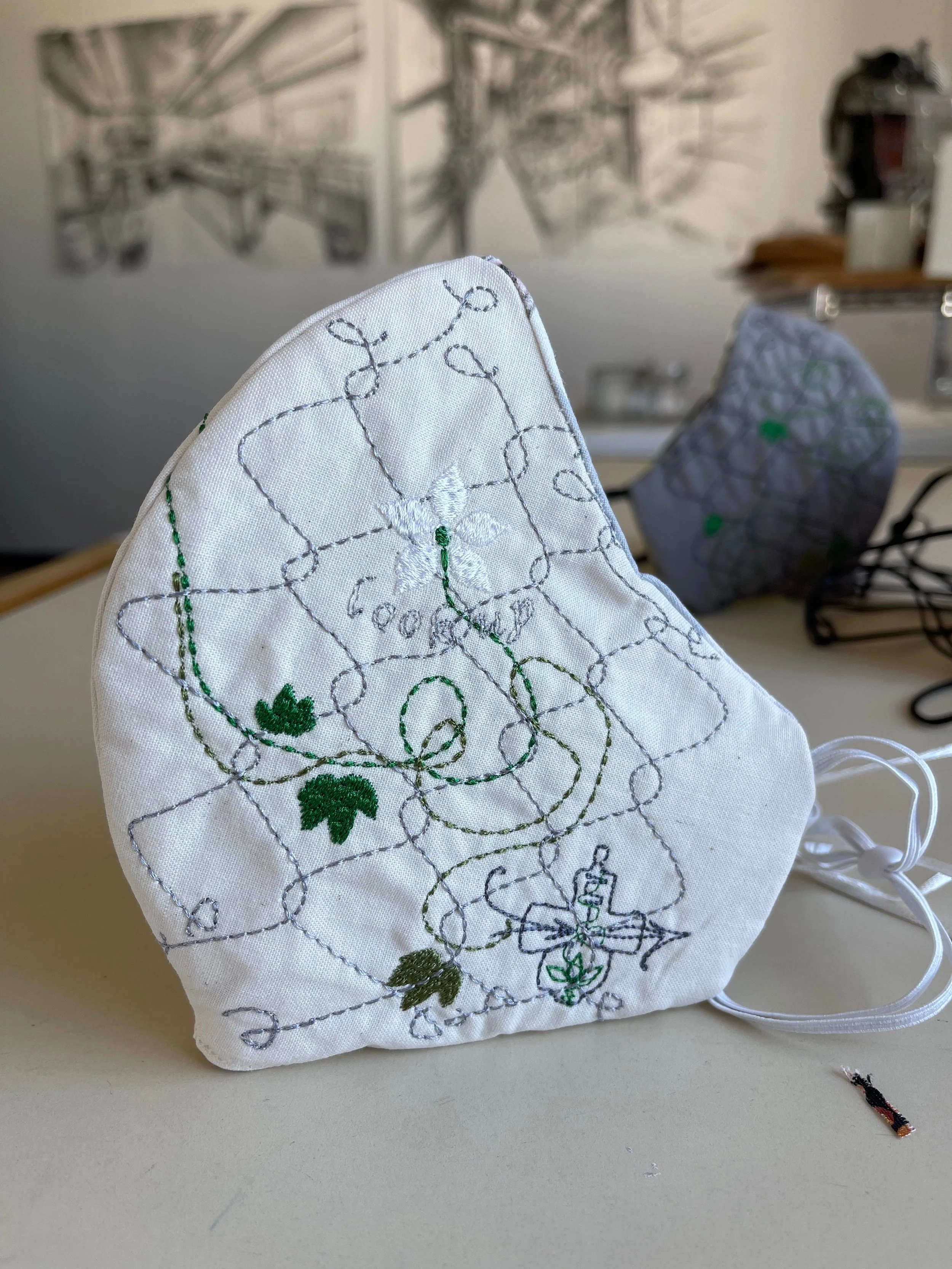 Mask no. 7: Ivy with chainlink fence
