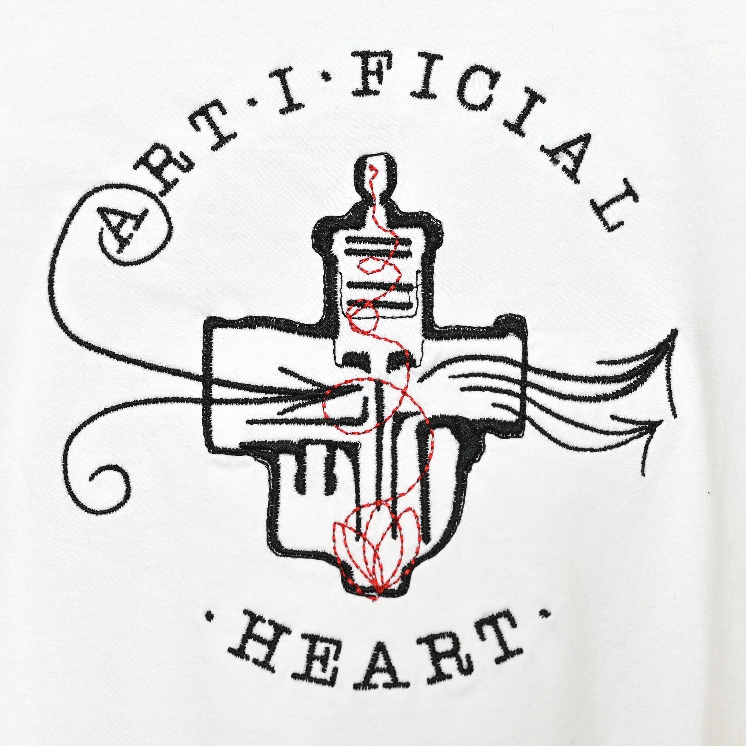 LS_Wh_bk-rd_med_dtl_150dpi.jpg