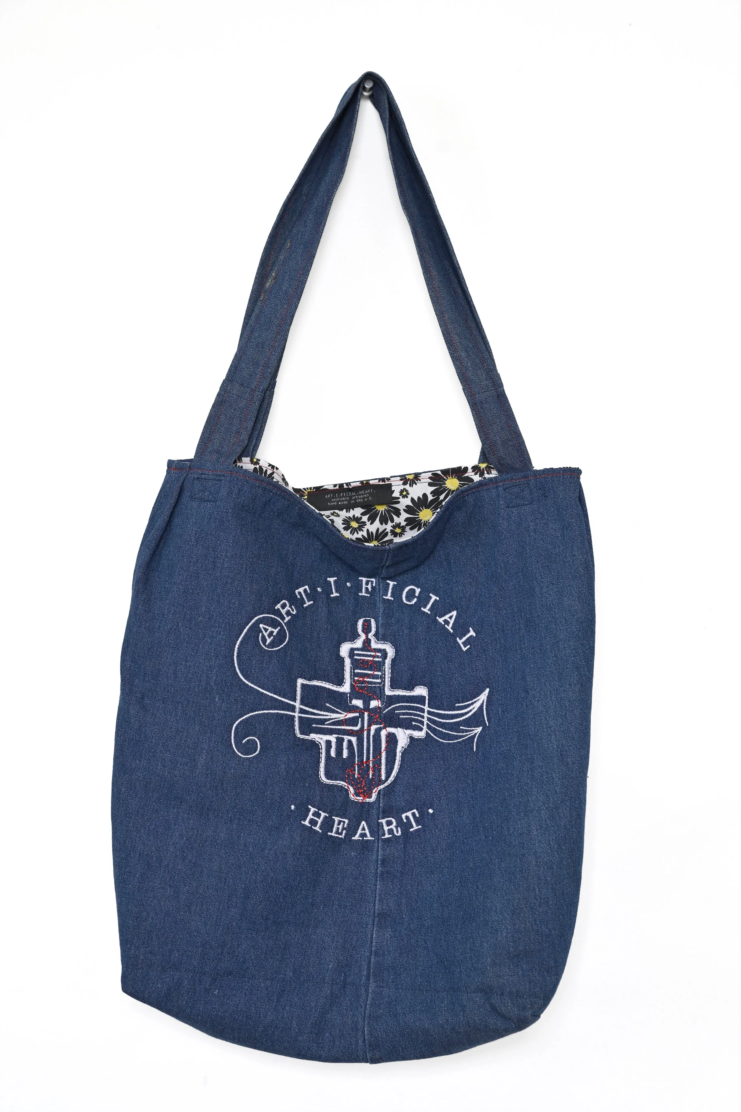 LTB_Blue denim_daisies_150dpi.jpg