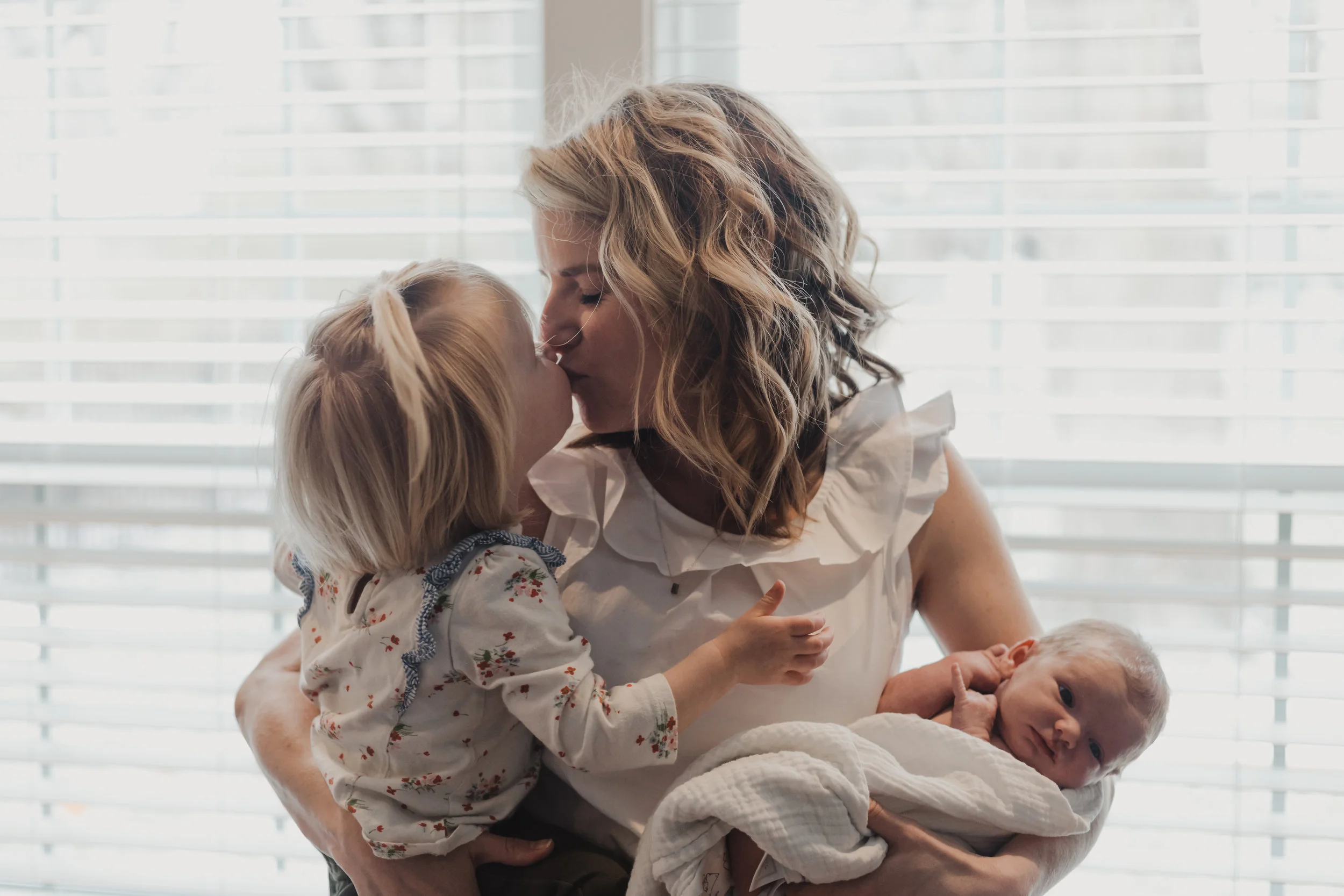 ReedFamilyKansasCityInHomeNewbornSession-101.jpg