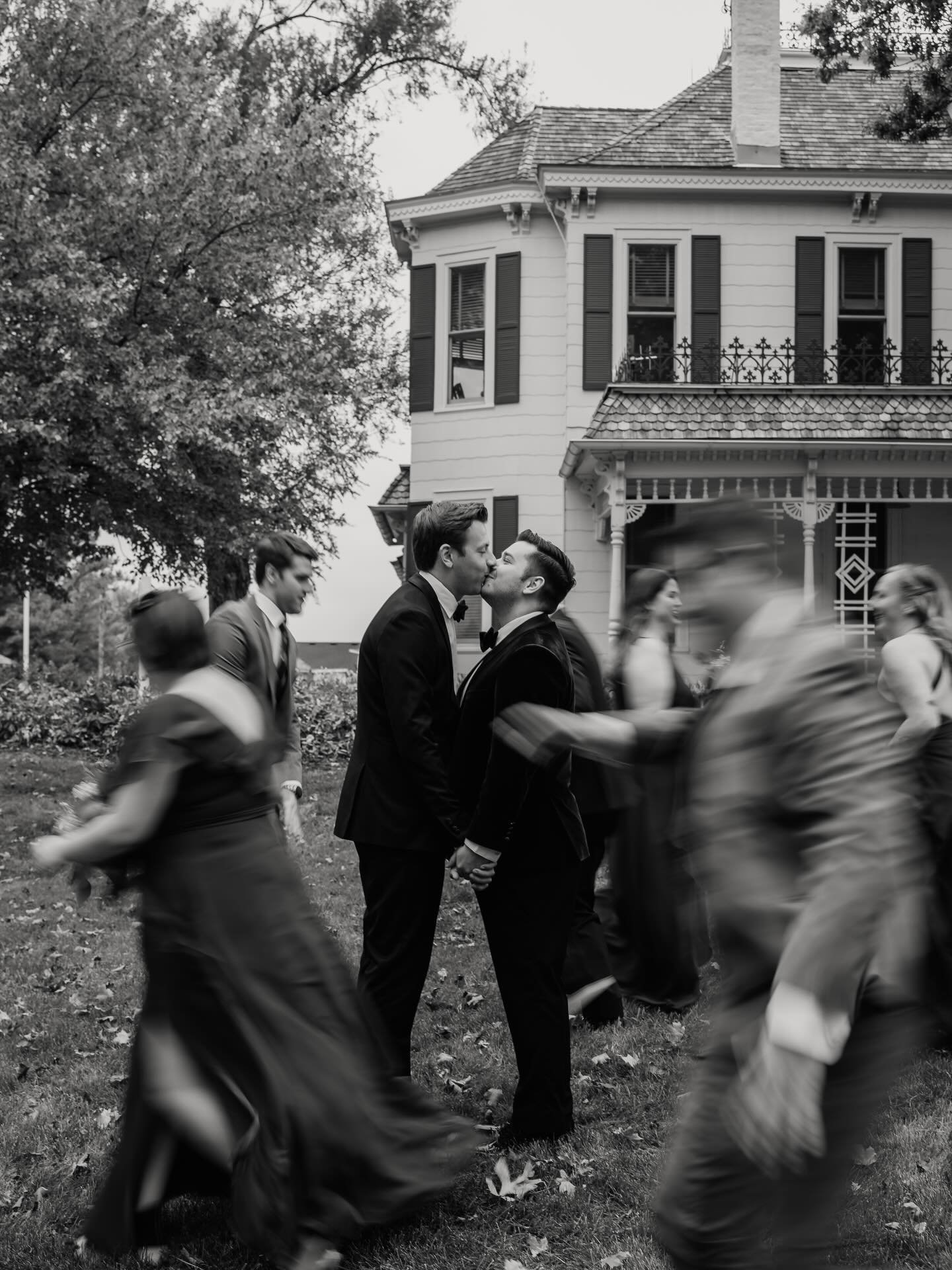 Reminder that it&rsquo;s small business Saturday but we love every day that you support us 🫶🏽🥹