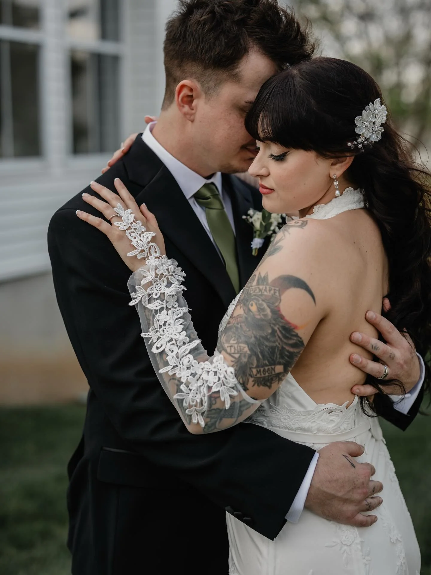 Happy one month (&amp; 3 days!) of marriage to these two cuties! They tied the knot with their closest loved ones and it was perfect. I&rsquo;ve known Caraline since she was a kid so this one meant so so much to me. 💗🥹