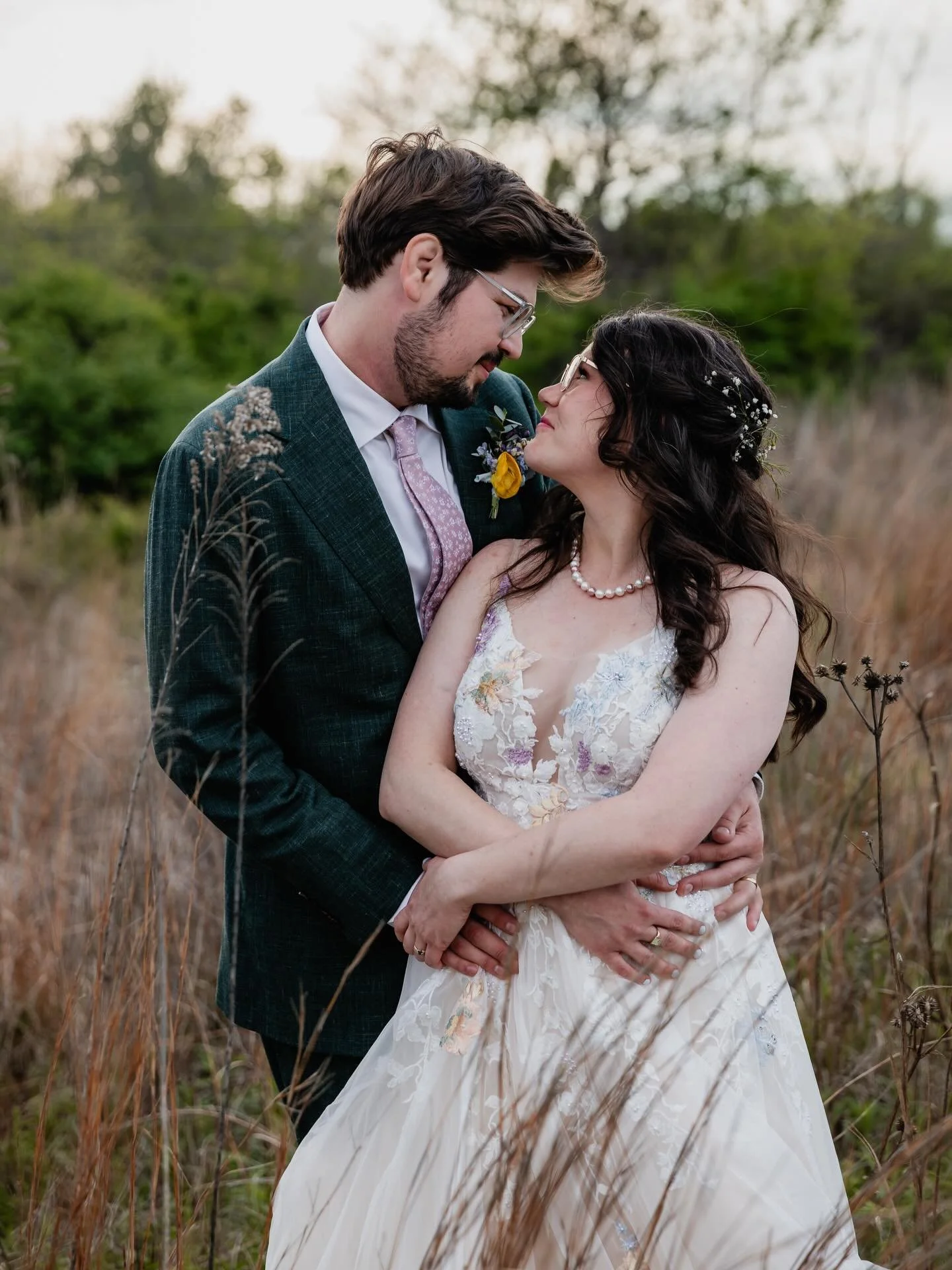 Ok - but can we talk about @ellstar_leslie&rsquo;s dress 😍 this was my face when I saw it for the first time 😍