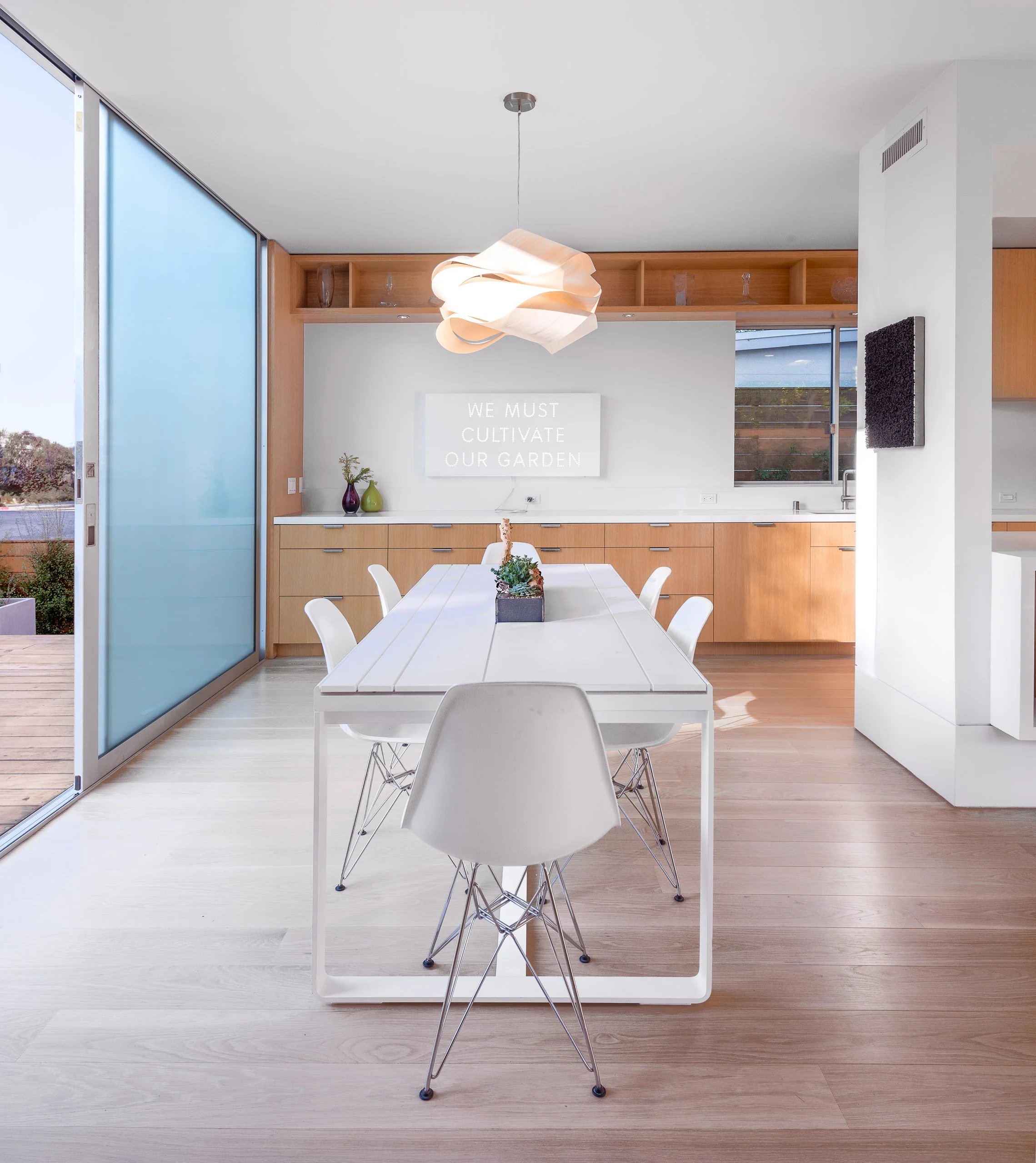 8Space Int'l | Wilson Ave VeniceDinning room 1-7930-2.jpg