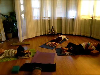 kids yoga.jpg