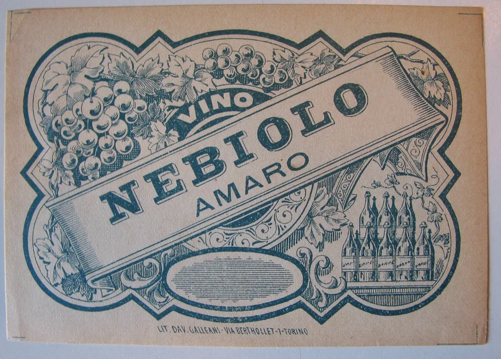 A label for "Bitter" ( amaro ) Barolo, before naming conventions were standardized.