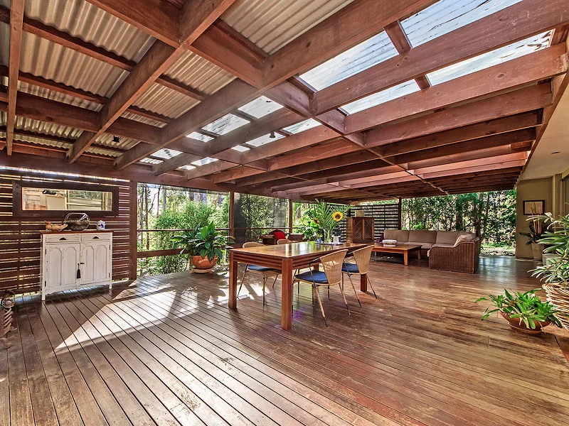 4 Entertaining area angle 2.jpg