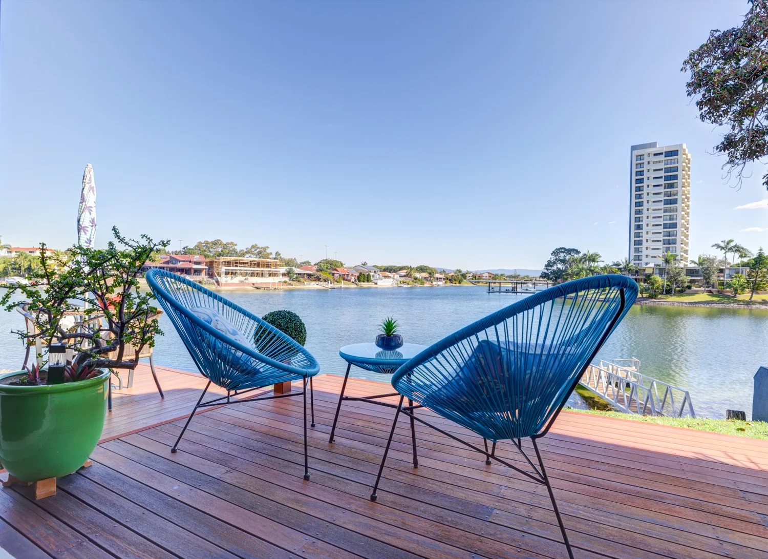 3-view-deck_1_14_bacardi_court_mermaid_waters_Gold_Coast_Queensland.JPG