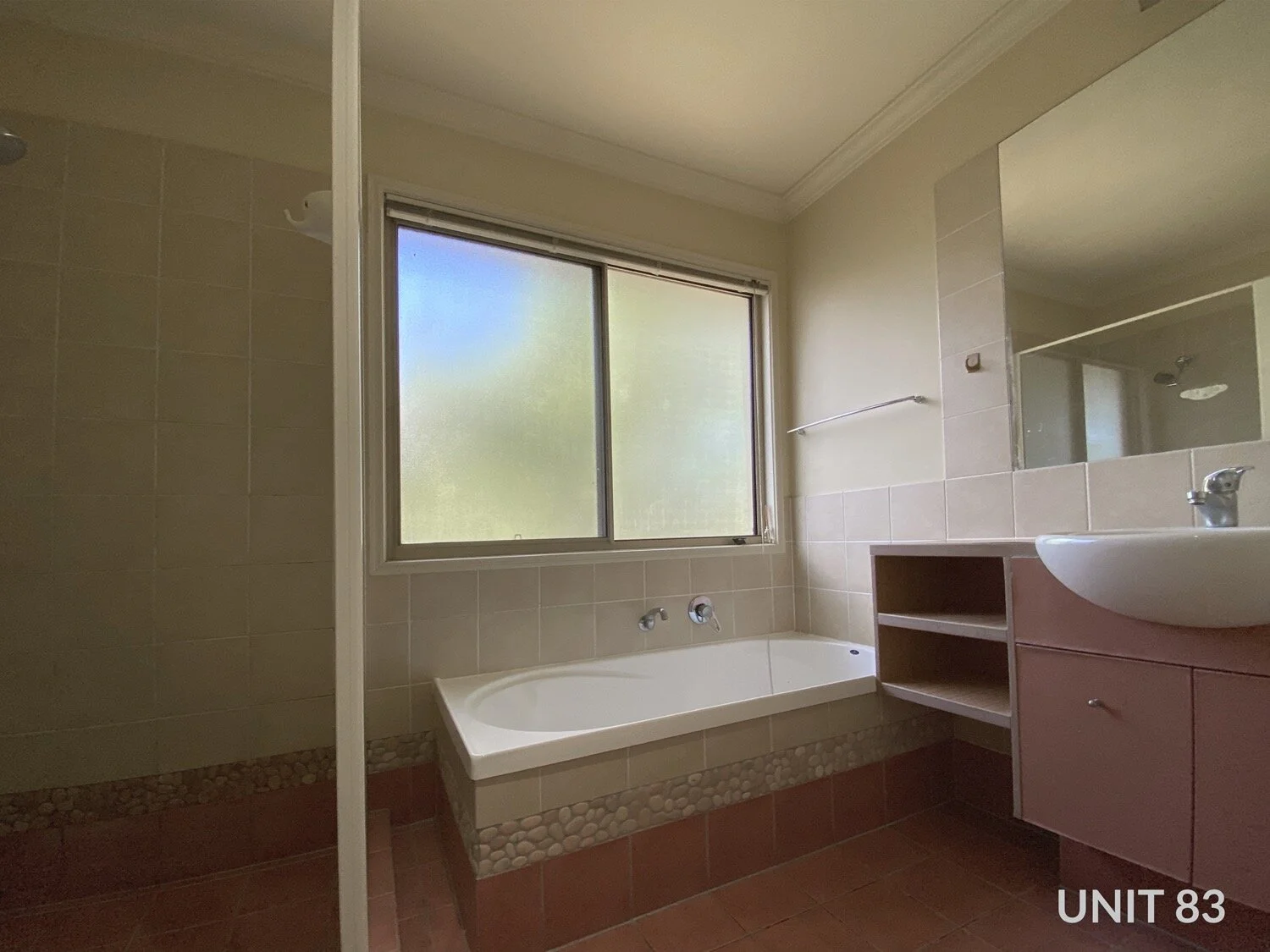 UNIT83-11-main-bathroom.JPG