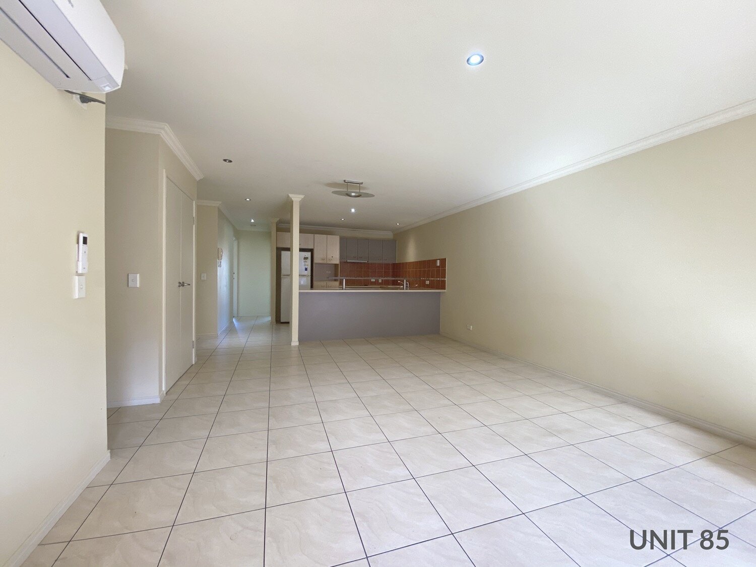 UNIT85-10-lounge-dining-kitchen.JPG