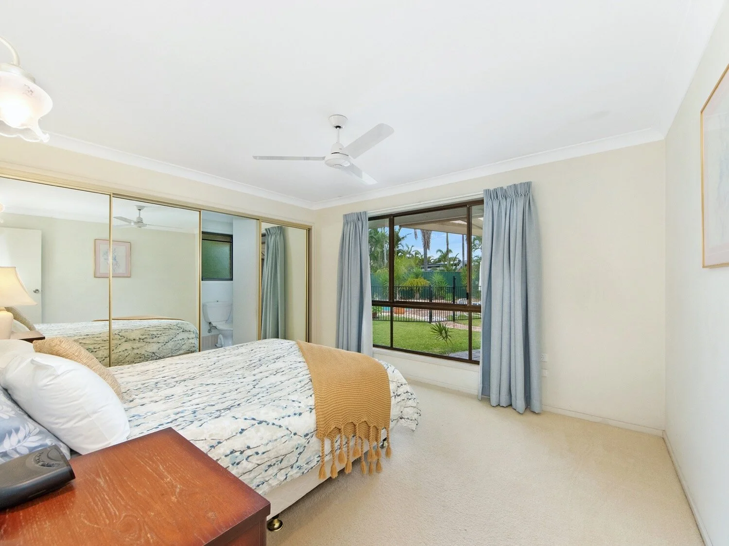 5_Dundee_court_robina_gold_coast_qld_13 Master bedroom.jpg