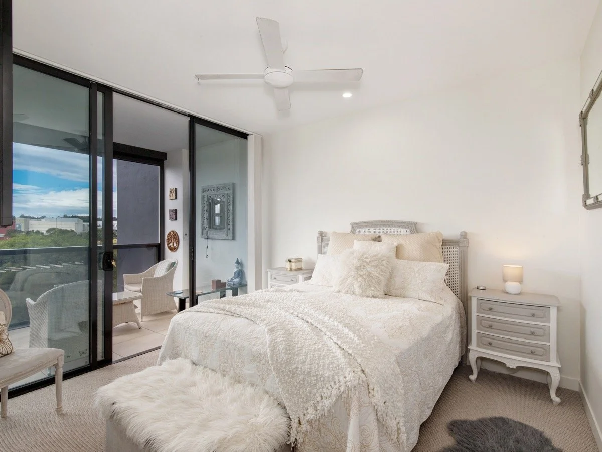 202_1_waterfront_place_robina_gold_coast_qld15 Master bedroom.jpg