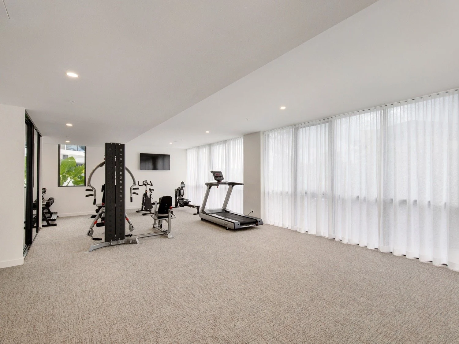 207_1_waterfront_place_robina_gold_coast_qld21 Complex gym.jpg