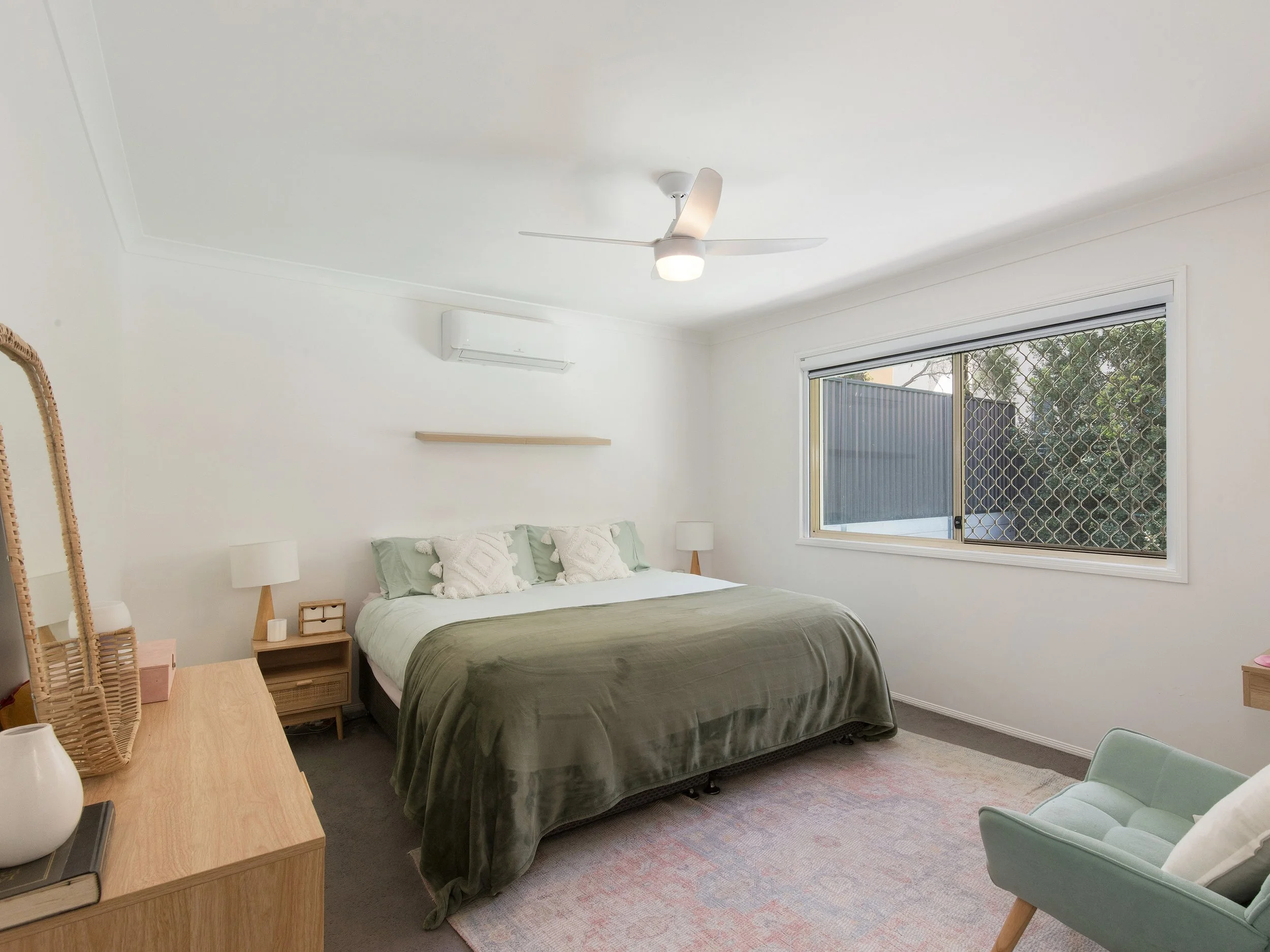 4_howea_way_robina_gold_coast_qld12 Master bedroom.jpg