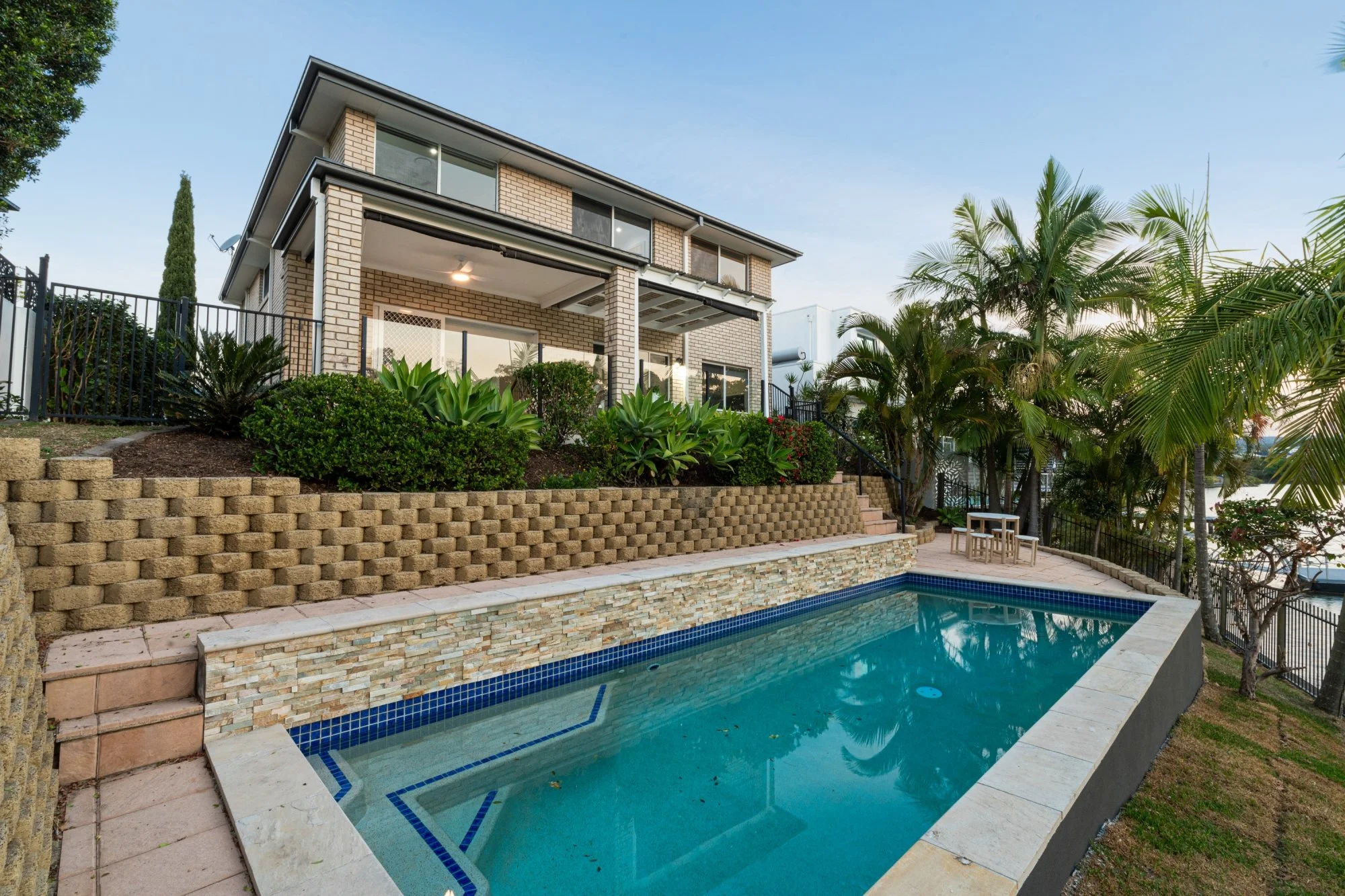 17ValettaCres-26.jpg