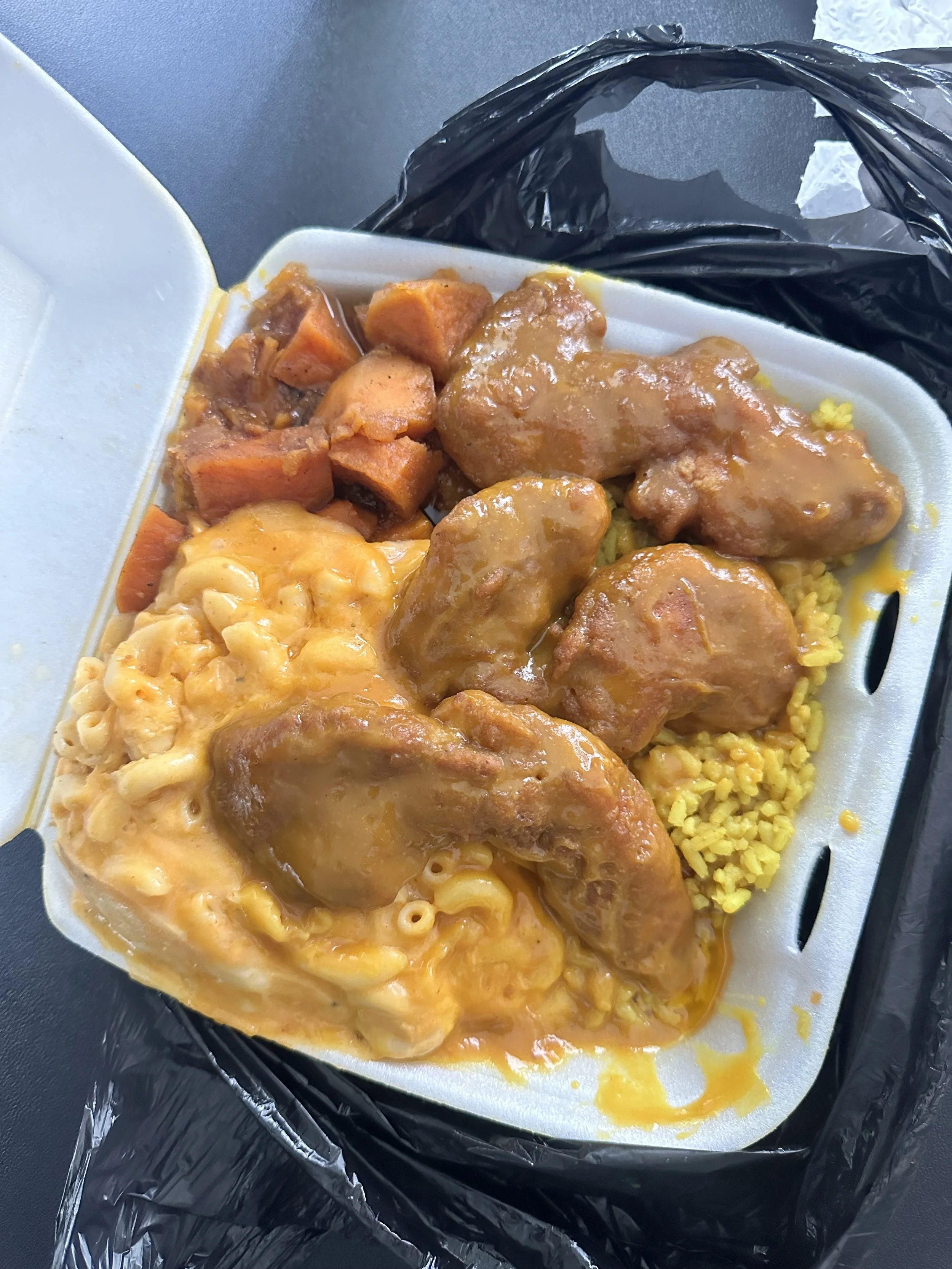 food & vibe guide - charlotte, vol. 1 by isaiah payton