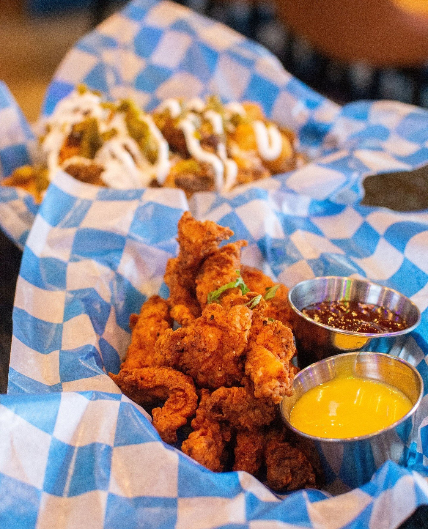 Happy Hour Mondays at Moonlighter means chicken and loaded tots. Oh, and beer of course. The Cubs game is on at 6:10pm and the White Sox at 6:40! Come get deals on food and drinks all night while you root for your team! We&rsquo;re here until Midnigh