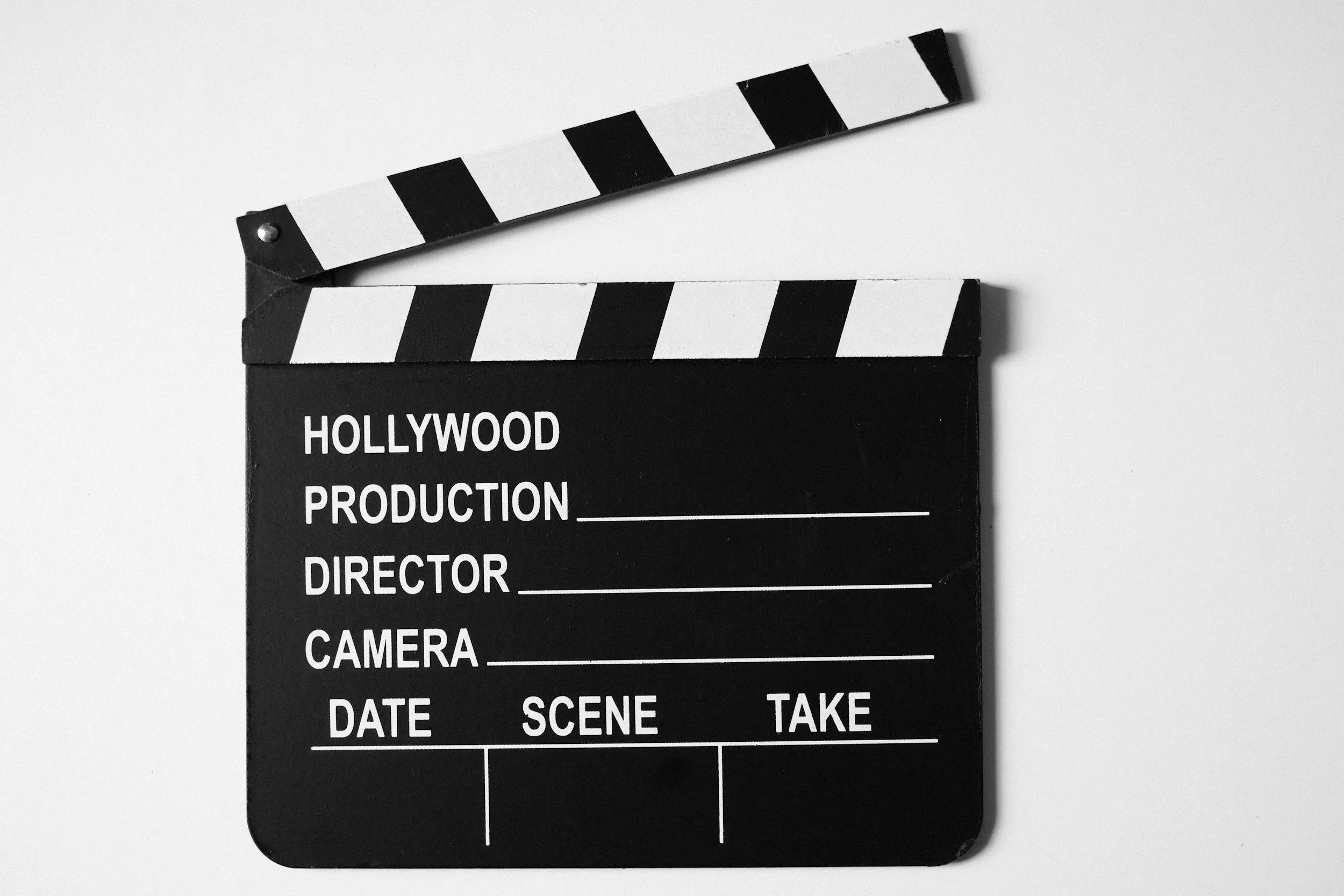 Mobile Notary for the Entertainment Industry in Hollywood and Studio City