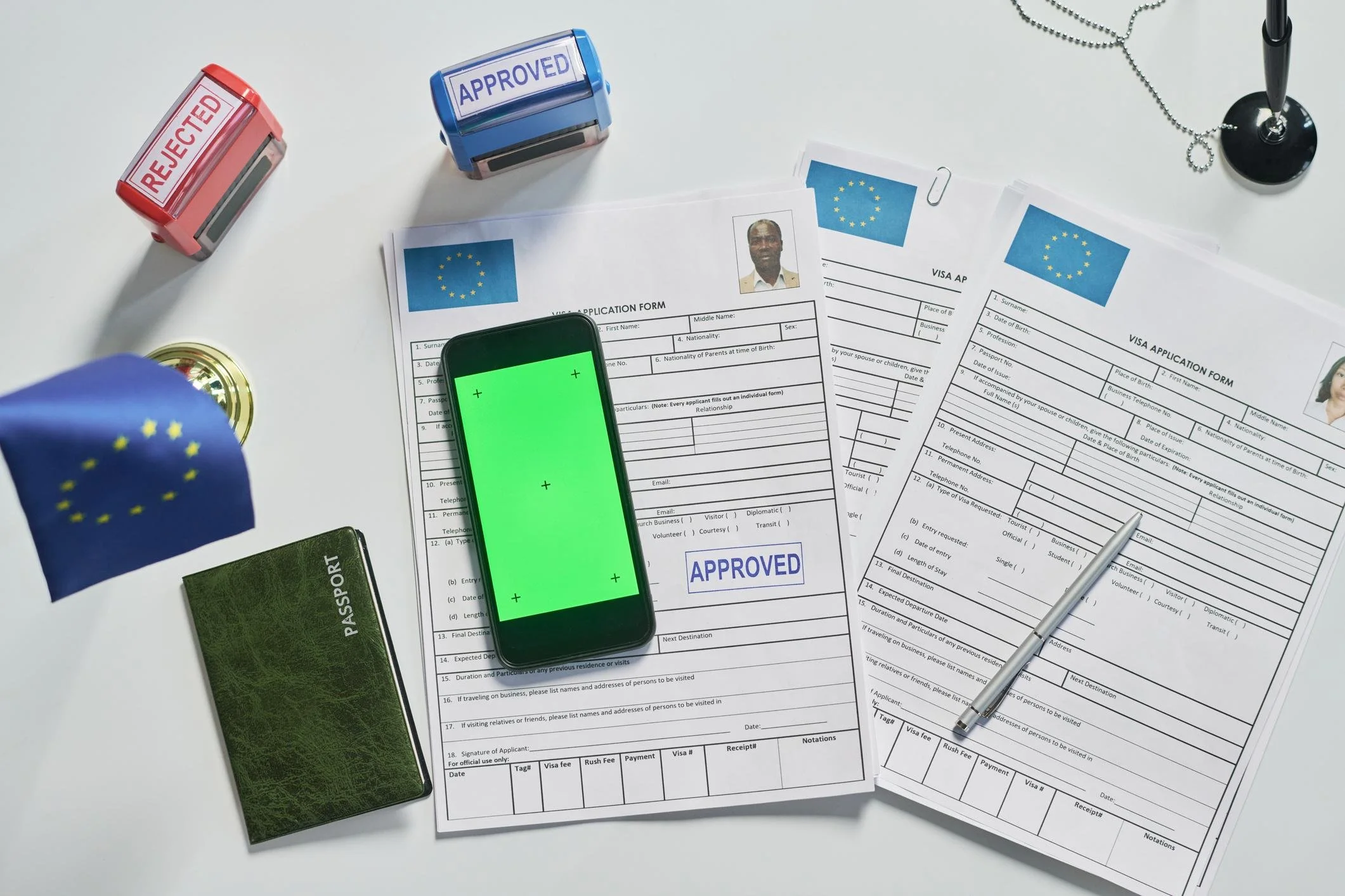 Mobile notary services for international documents in Los Angeles