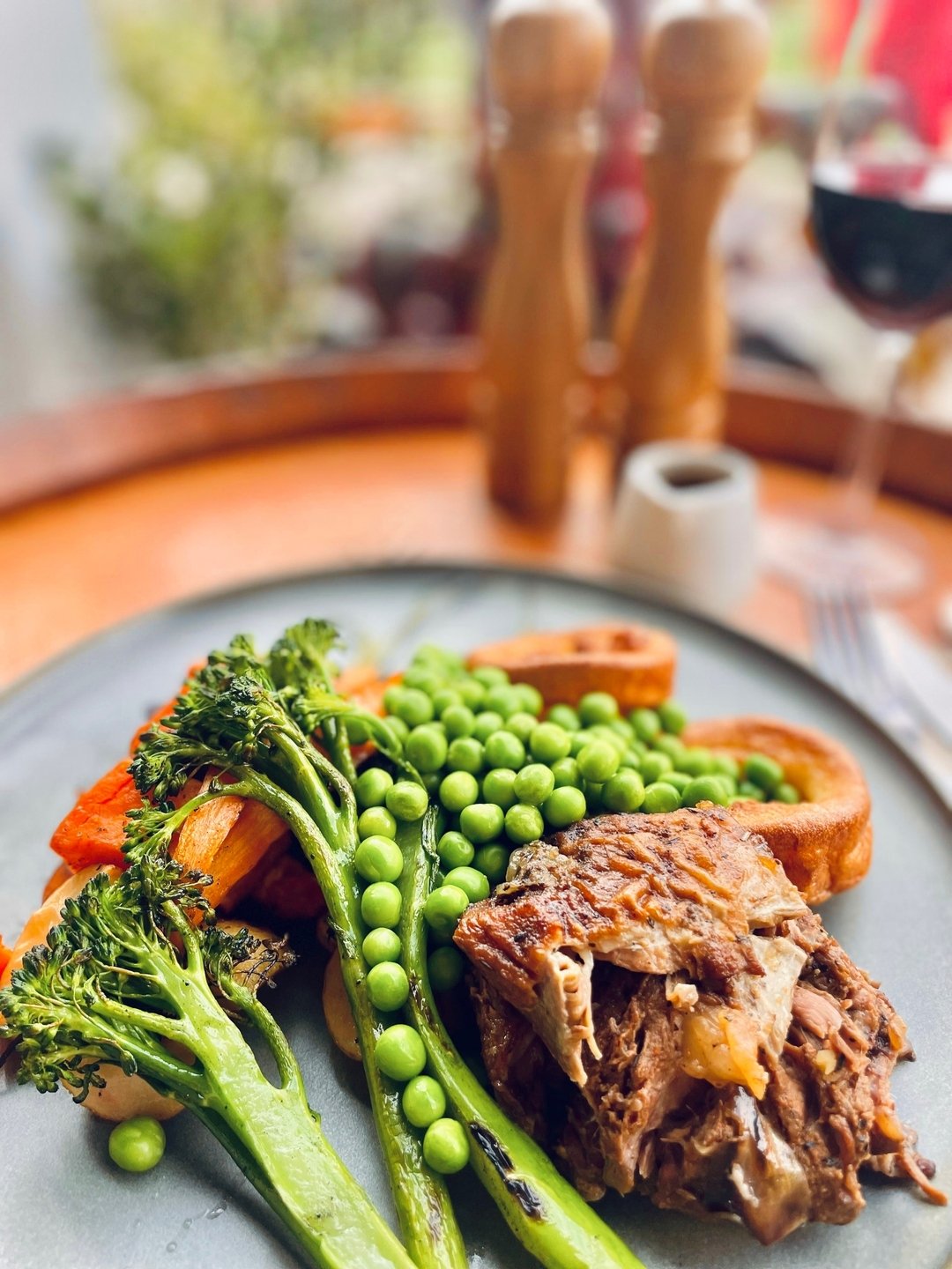 Don't let the rain put a damper on your enjoyment of Sunday roast! Come on over every Sunday to your local backyard and indulge in one of our NEW and already famous Sunday Roasts! 🌧️🍽️🌟
-
-
-
#thelocalsbackyard #homeawayfromhome #thefieldbar #thef