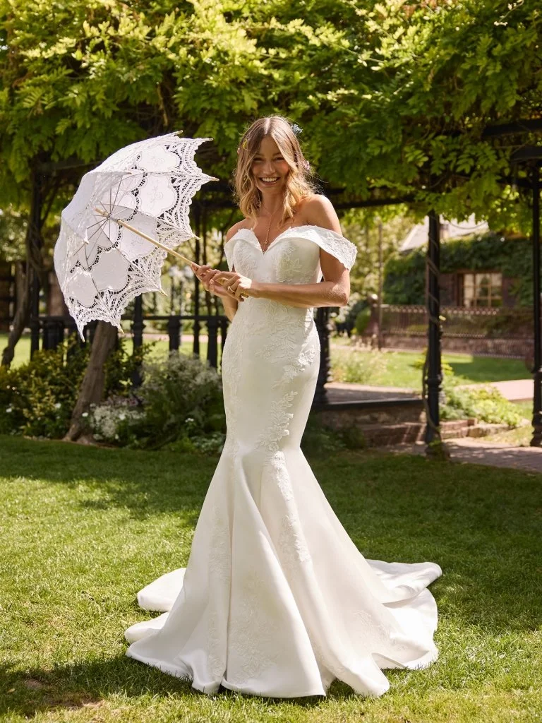 BridalCornerChicopeeMAWeddingGown35.jpg