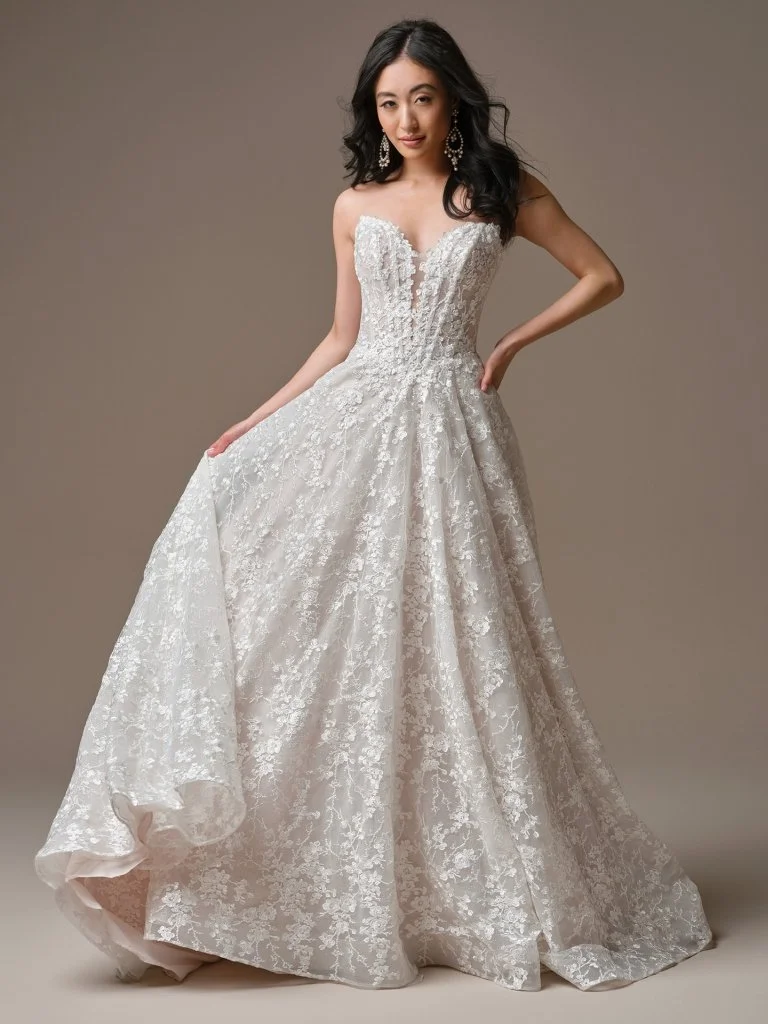 BridalCornerChicopeeMAWeddingGown44.jpg