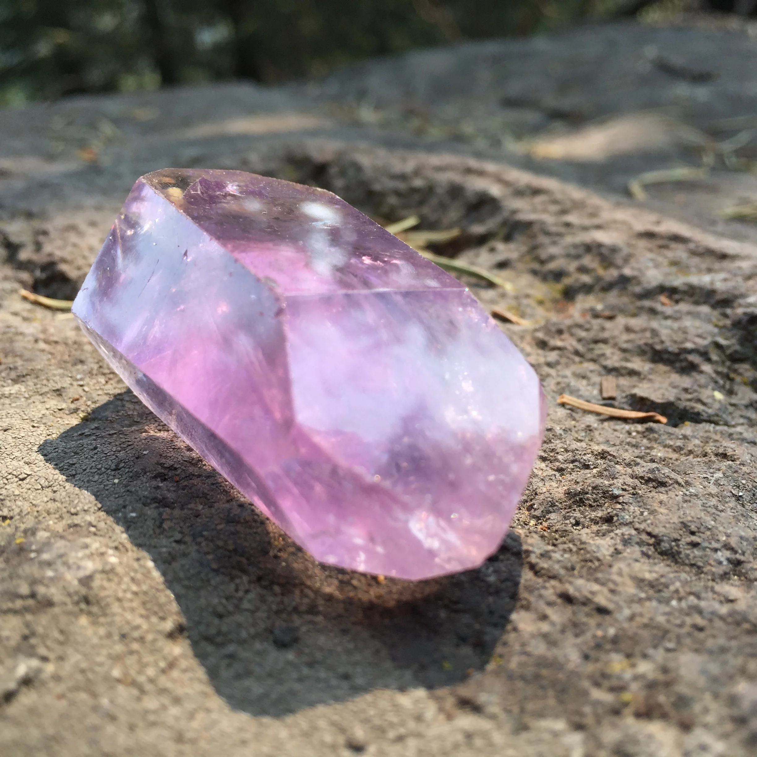 AMETHYST / VENUS PORTAL / SOLAR ECLIPSE CRYSTAL