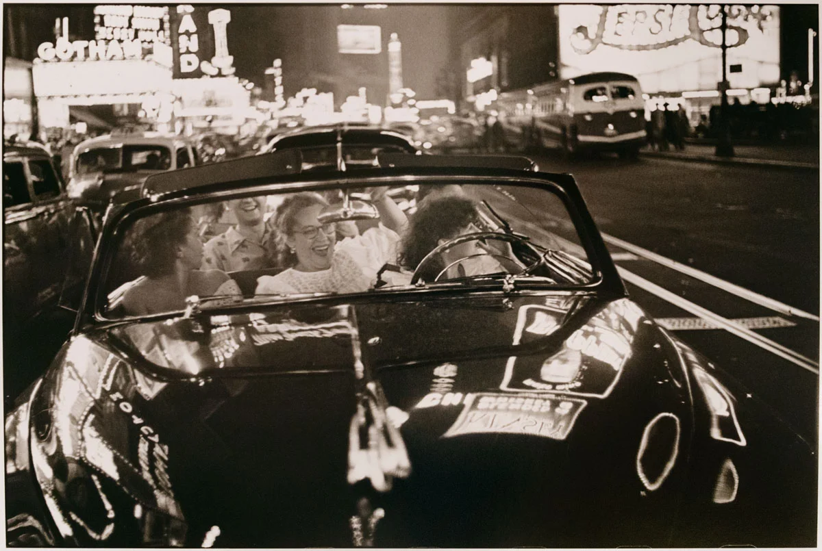 Broadway-New-York-NY-1949.jpg